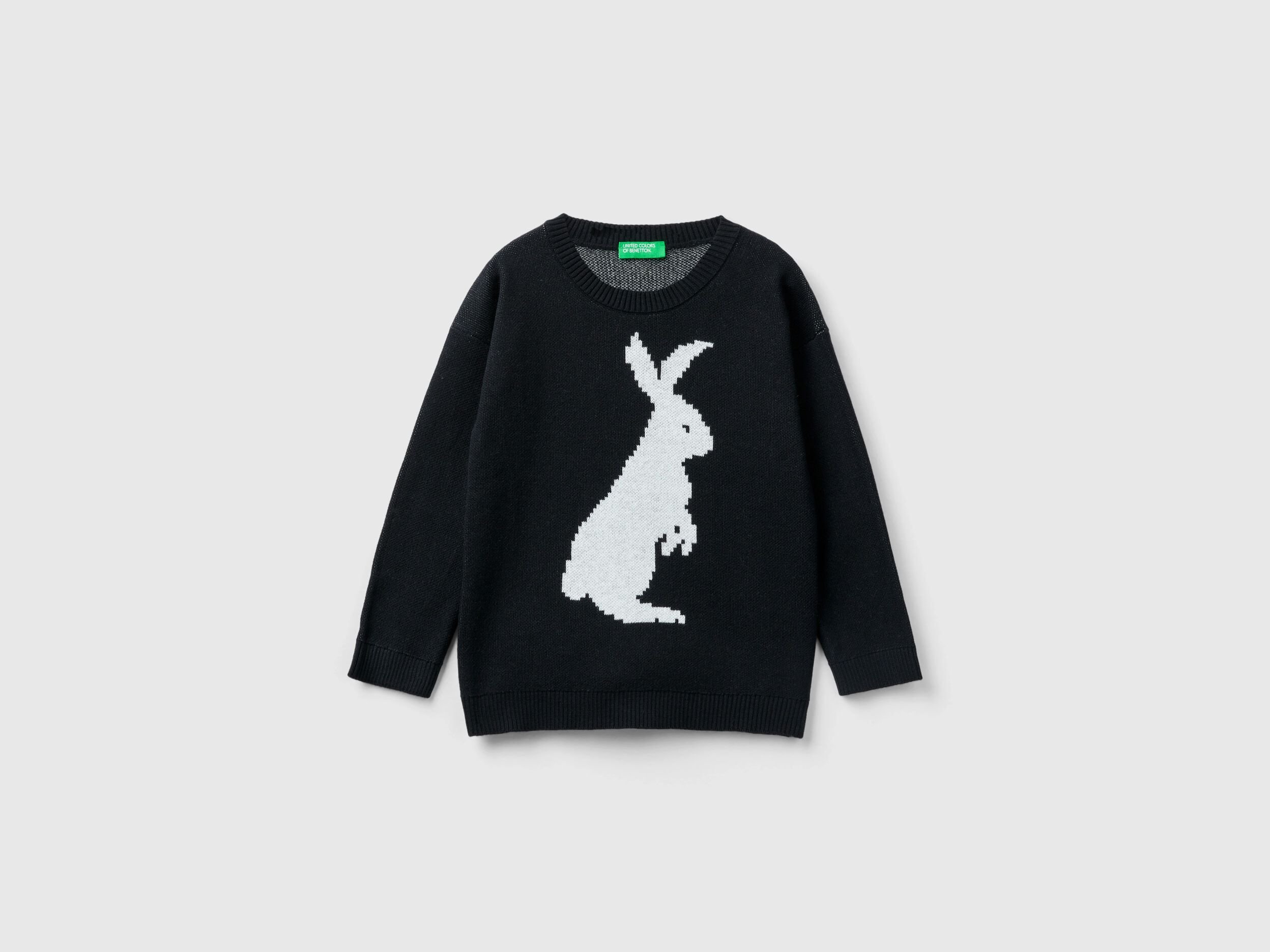 Sweater with bunny design