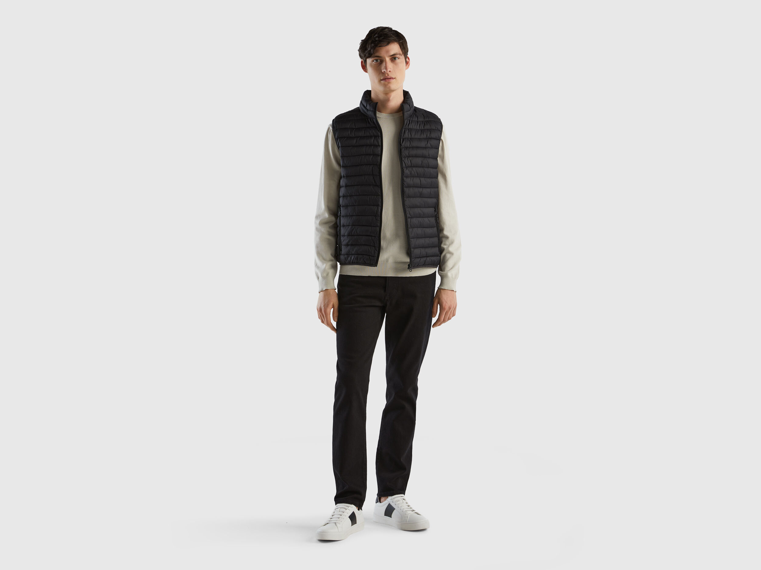 Benetton on sale sleeveless jacket
