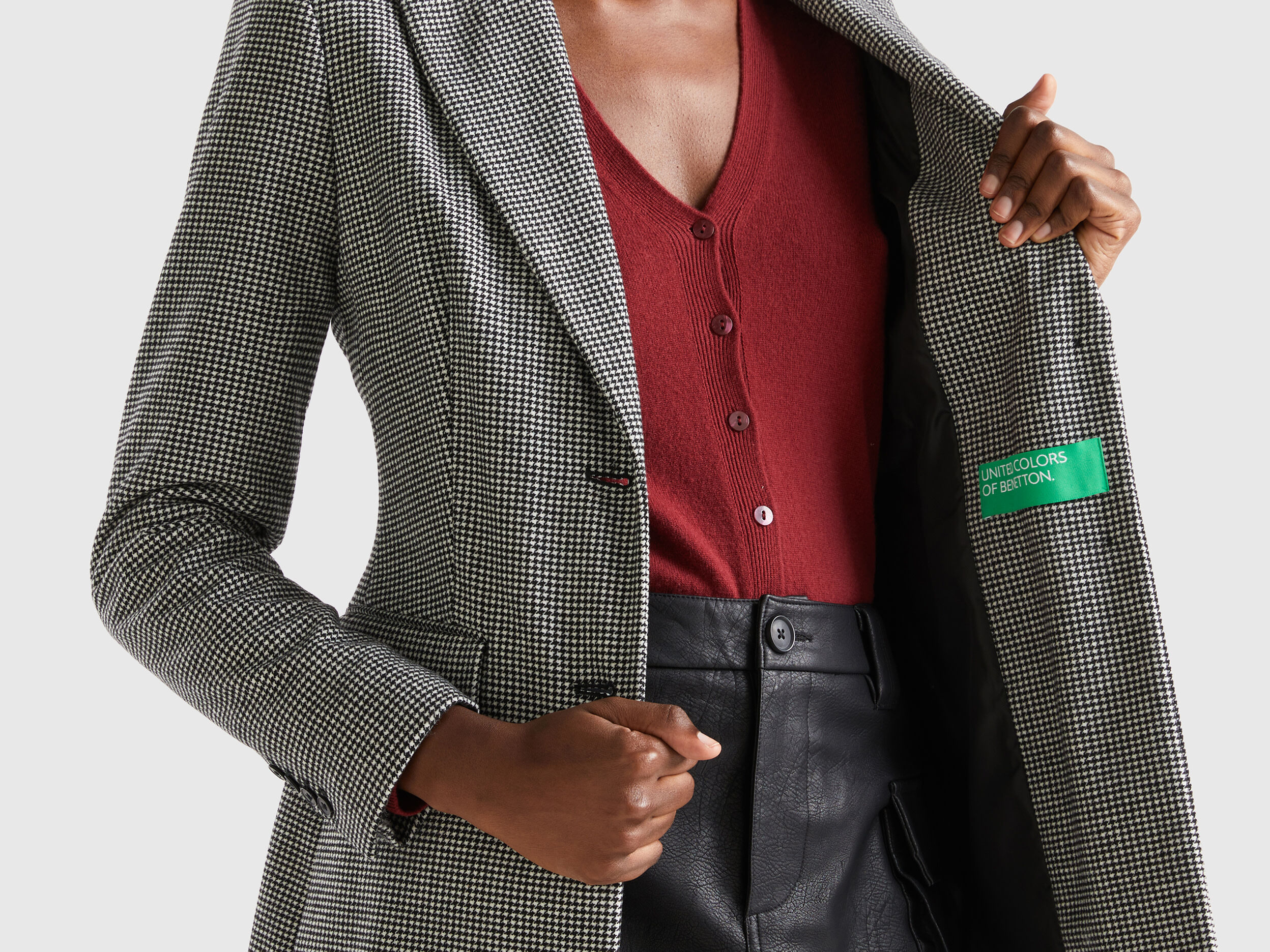Houndstooth jacket in wool blend
