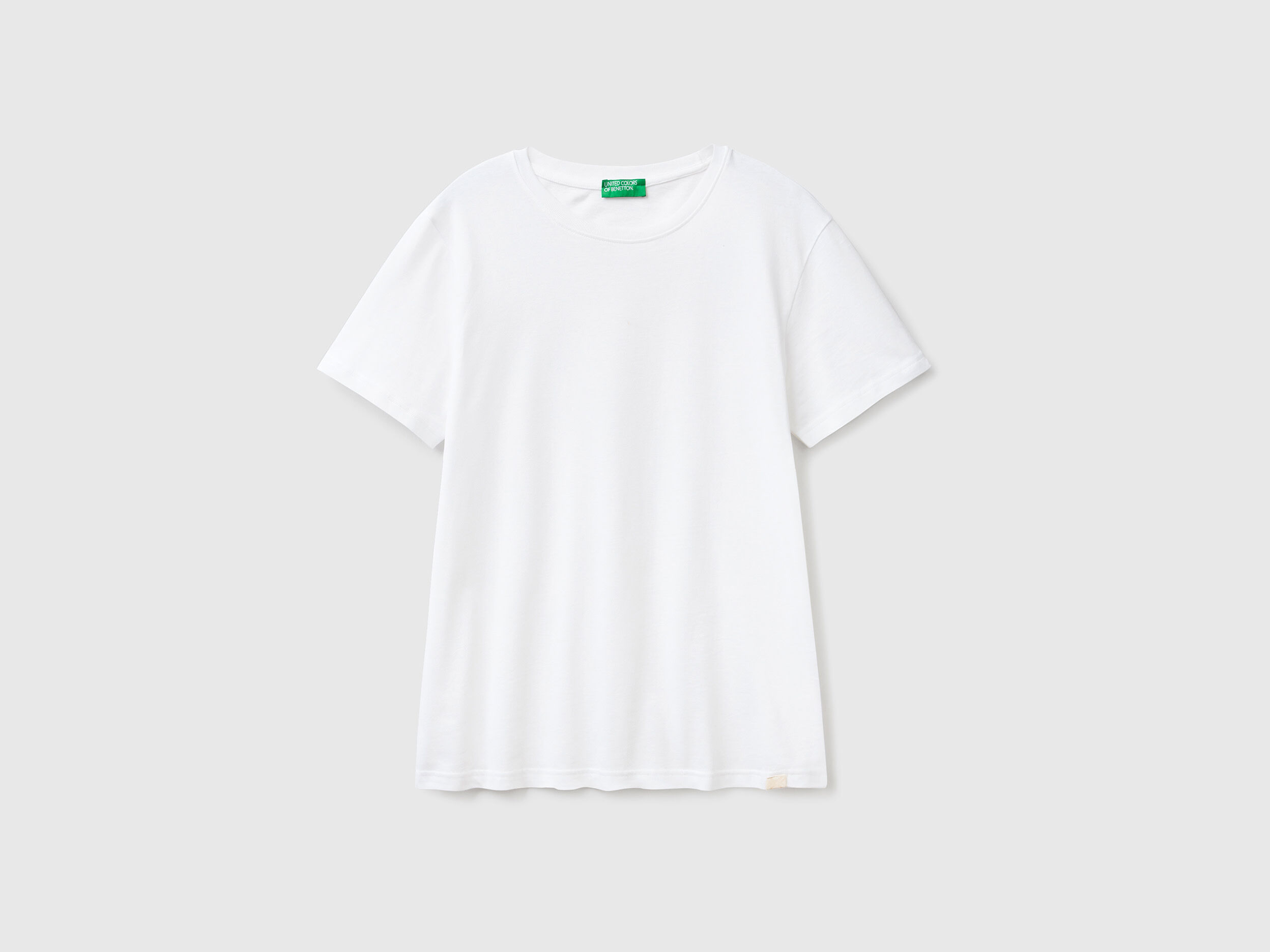 Ucb white 2025 t shirt