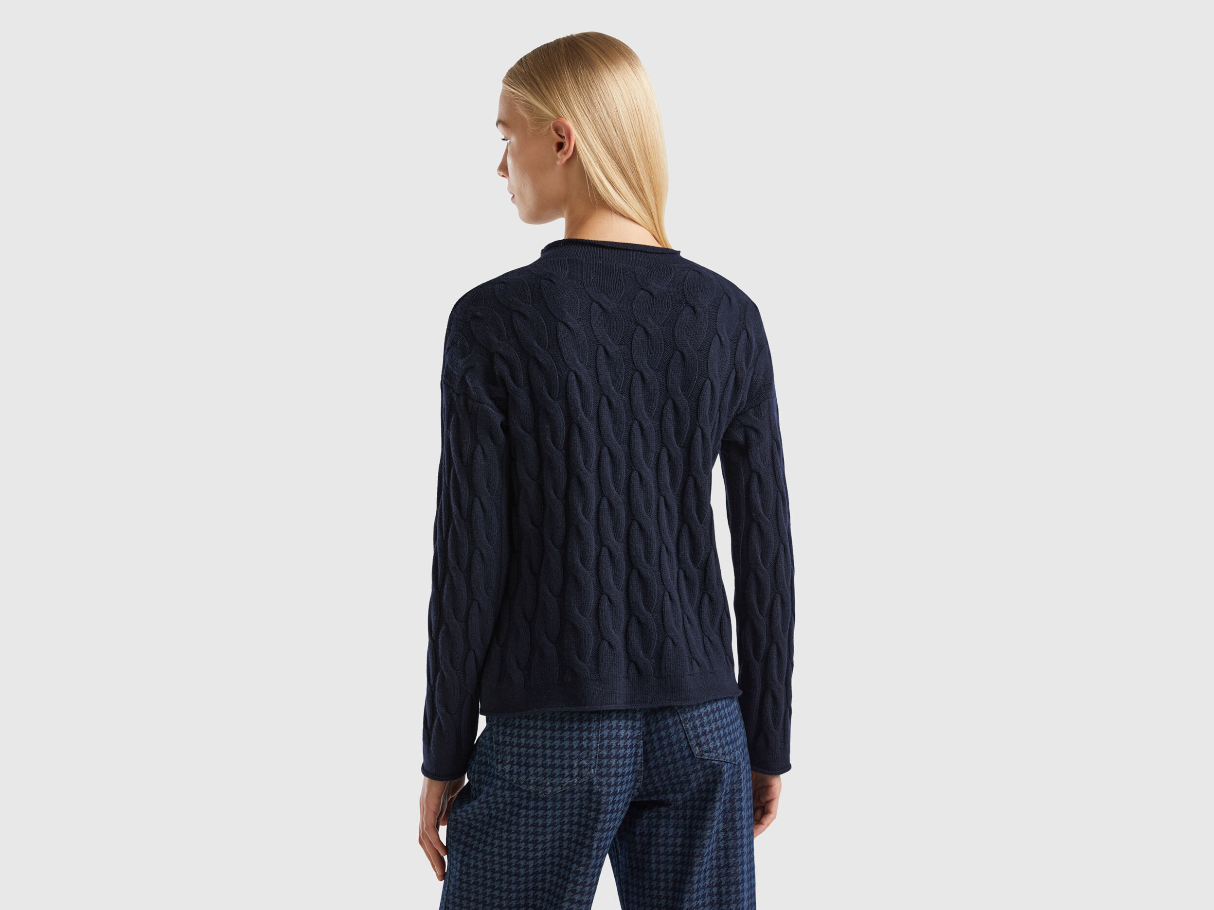 Womens navy cable knit sweater shop