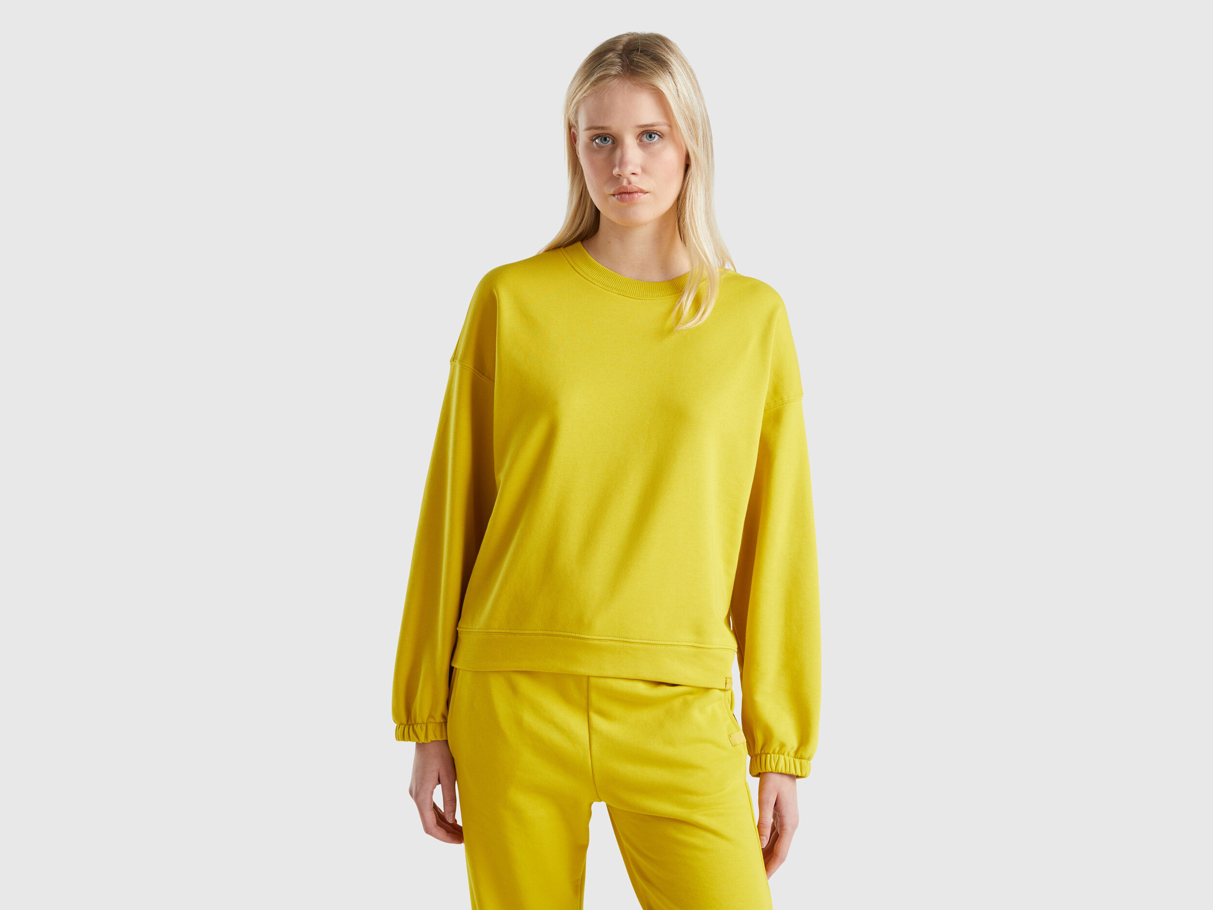 Ucb sweatshirt women 2025