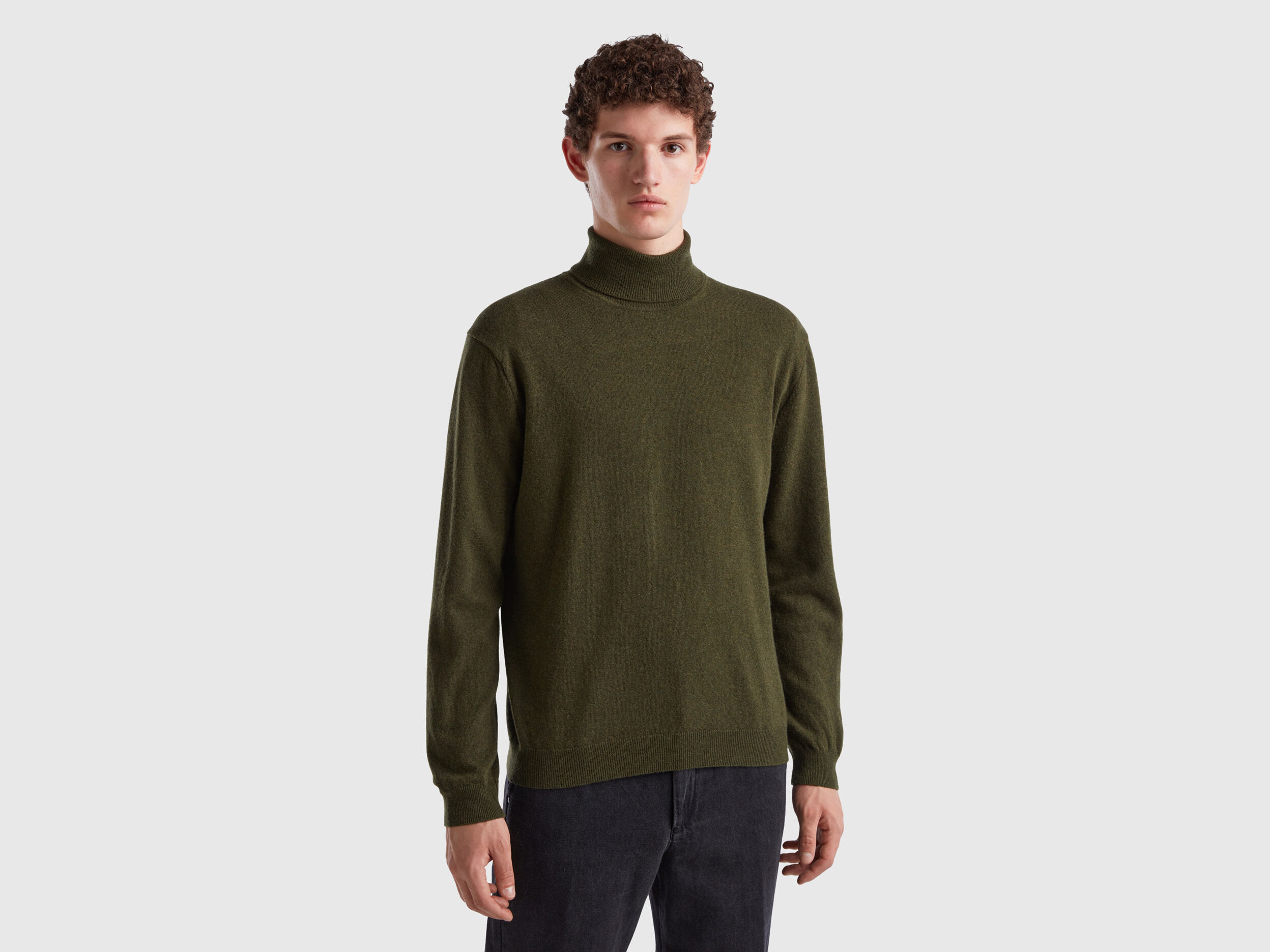 Military top turtleneck sweater
