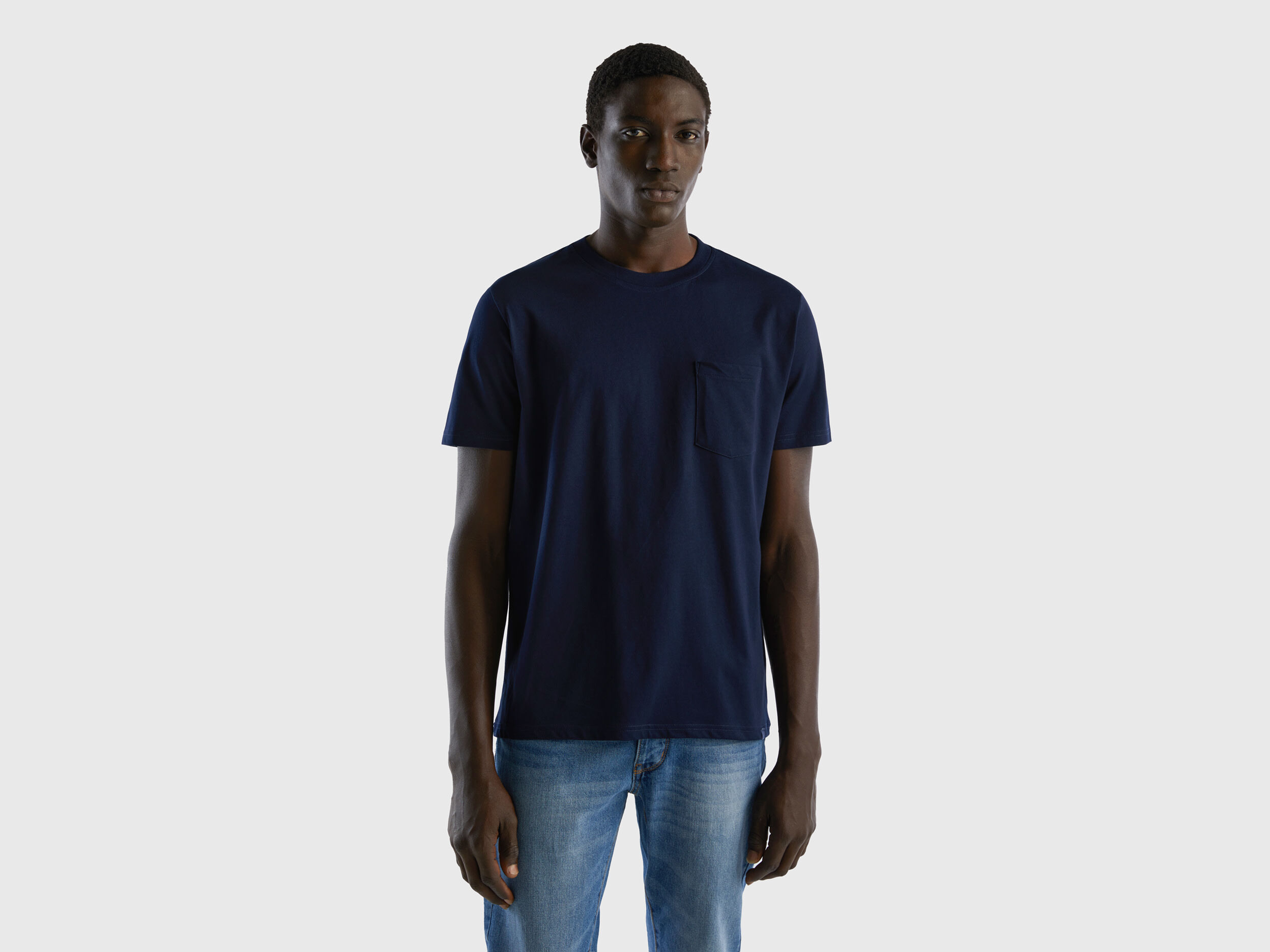 Navy blue cotton t sales shirt