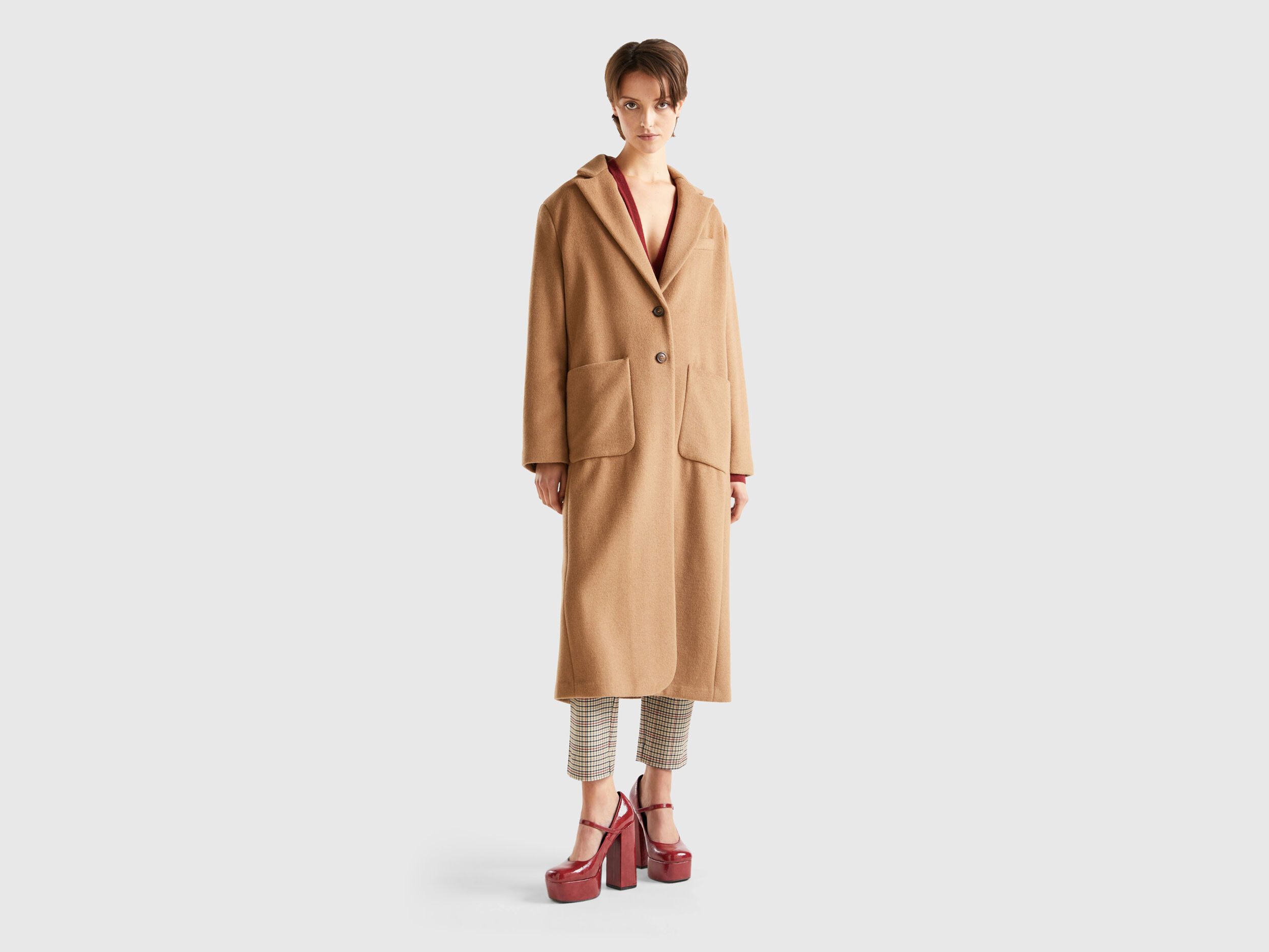Benetton shop camel coat