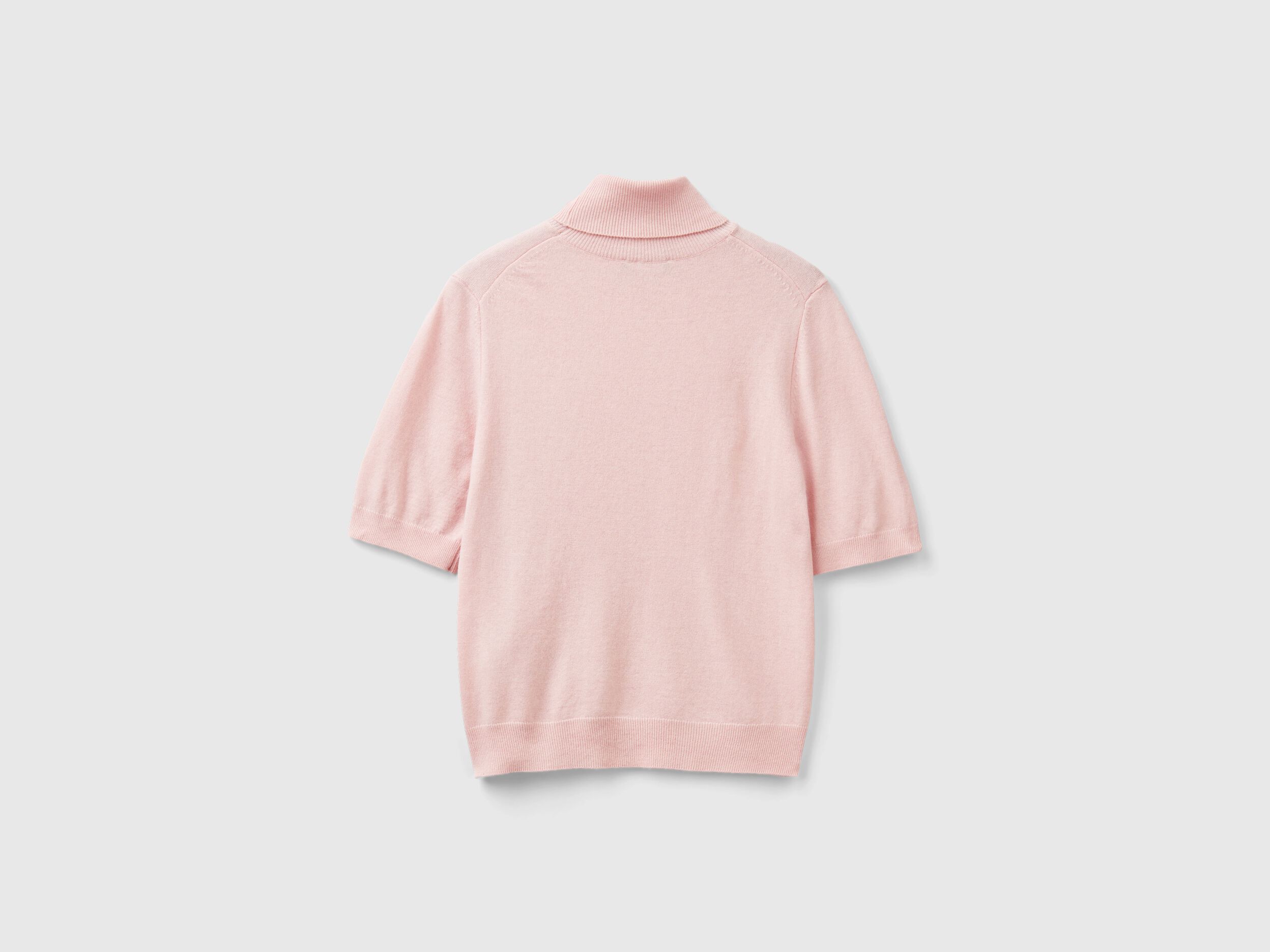 Pastel pink short sleeve turtleneck in cashmere blend