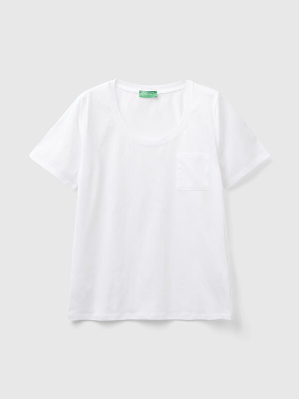 Xersion Girls White Own It V-Neck Short Sleeve Athletic Sports T-Shirt  Medium 