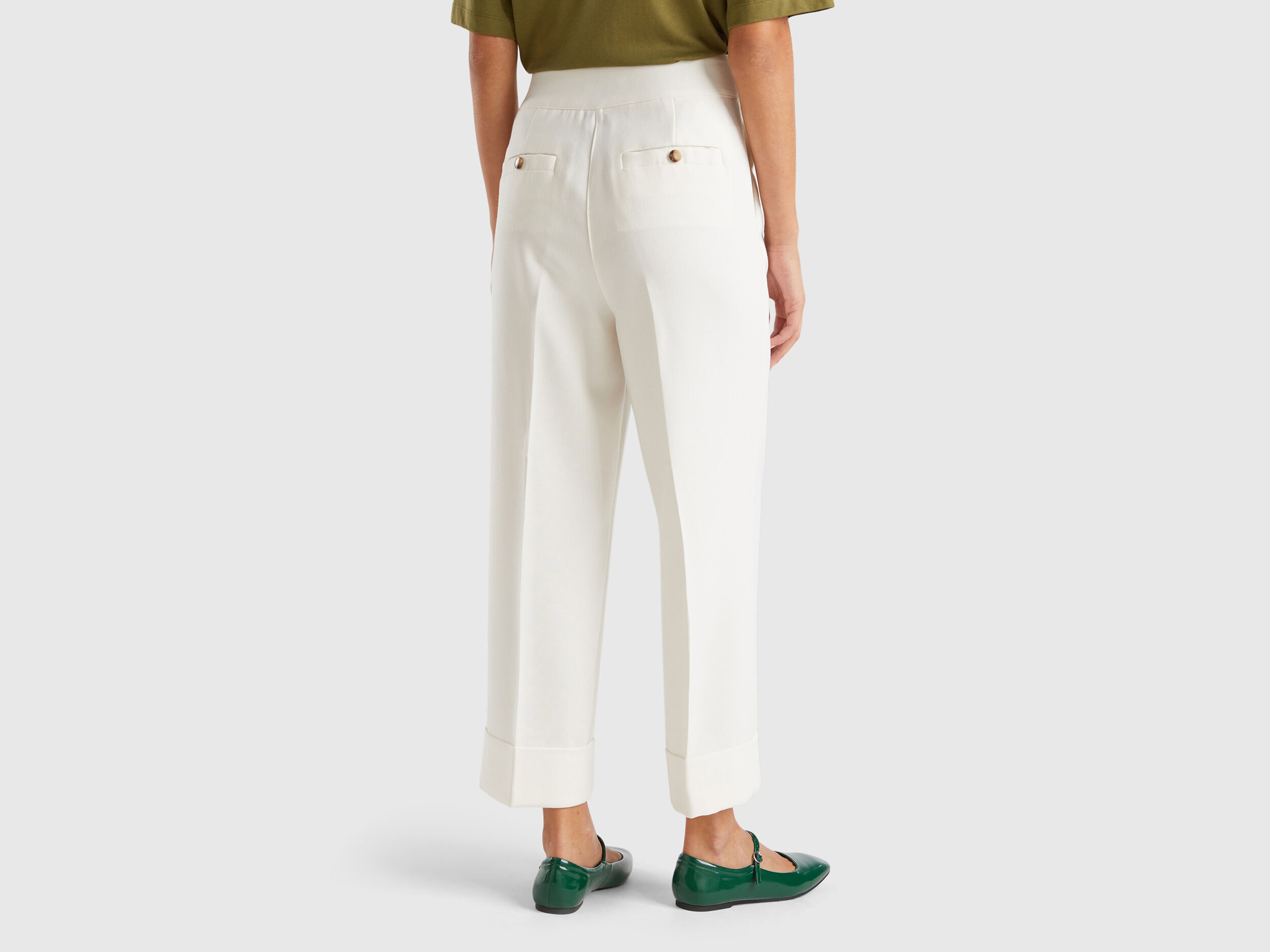 Trousers with cuffs - Creamy White | Benetton