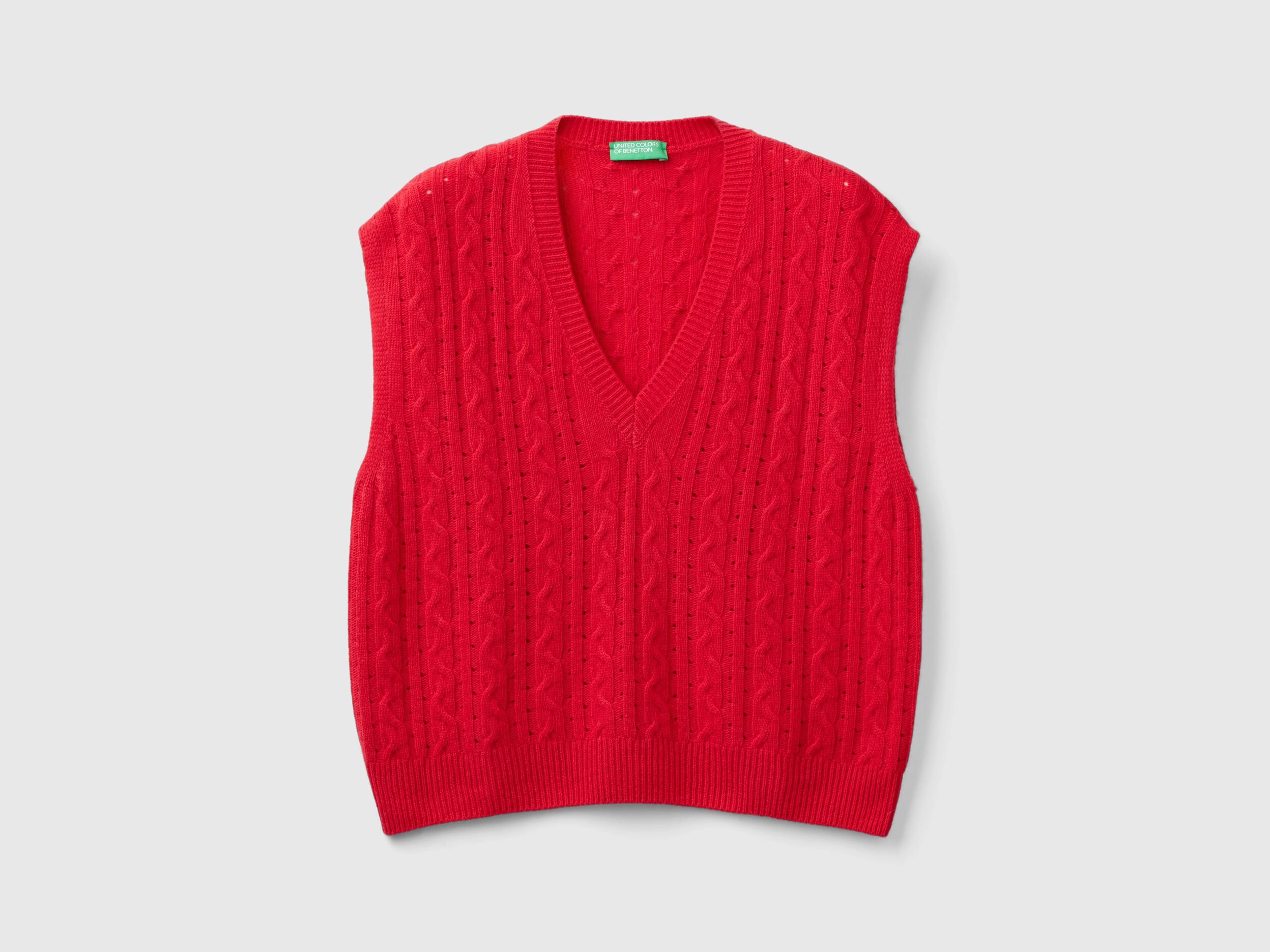 Red sweater vest womens store