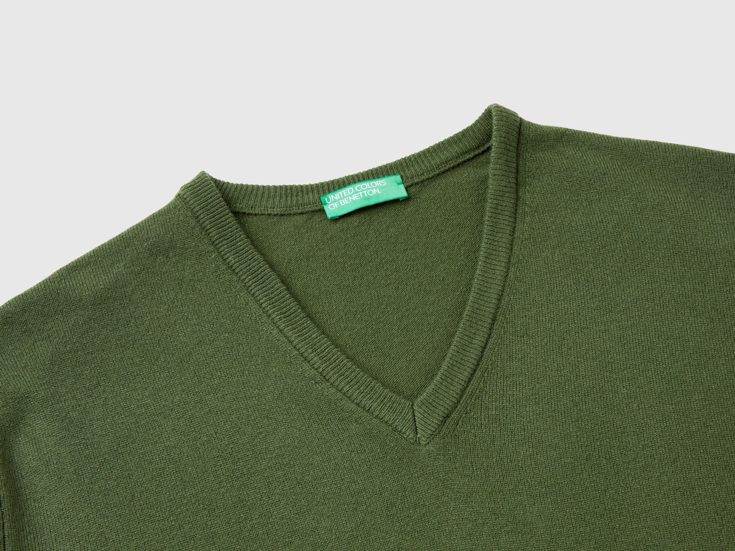 Pea green sweater online
