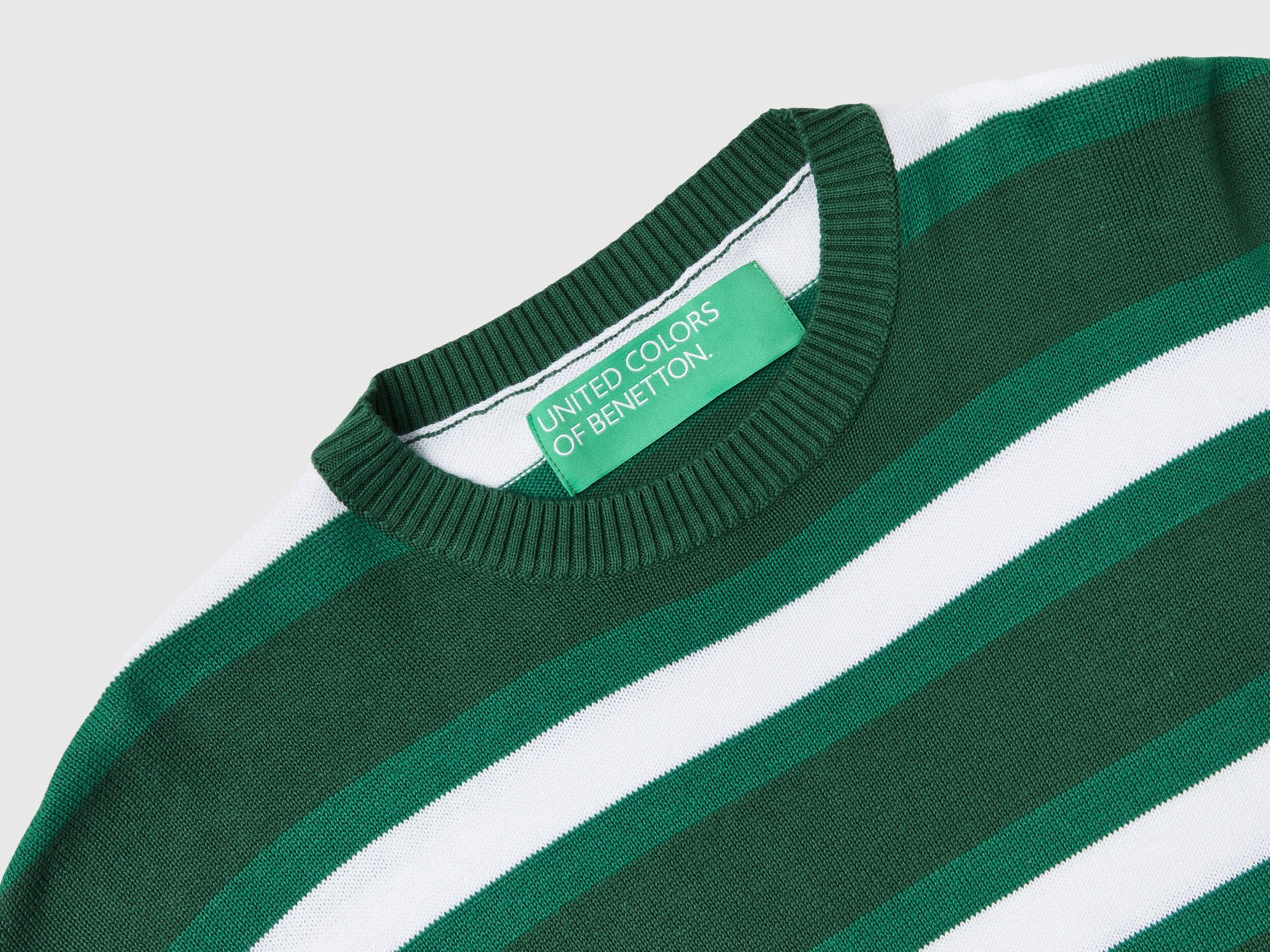 Benetton discount striped sweatshirt