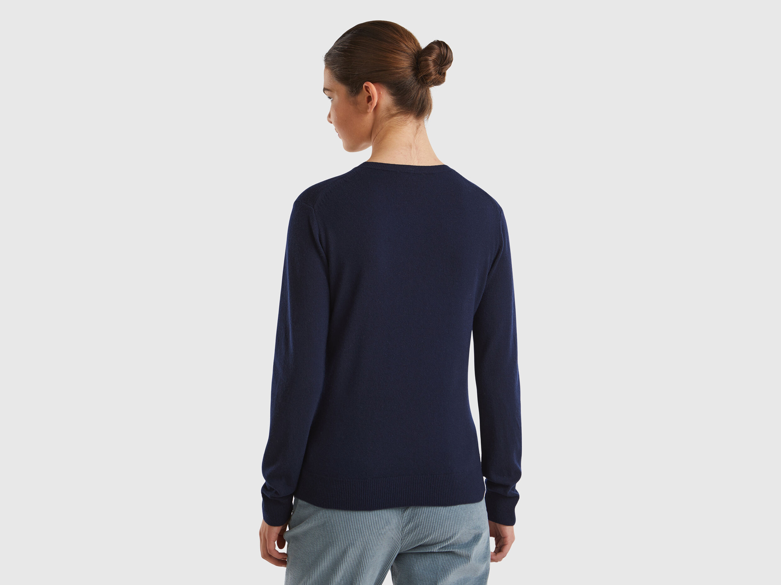 Dark blue crew neck sweater in Merino wool