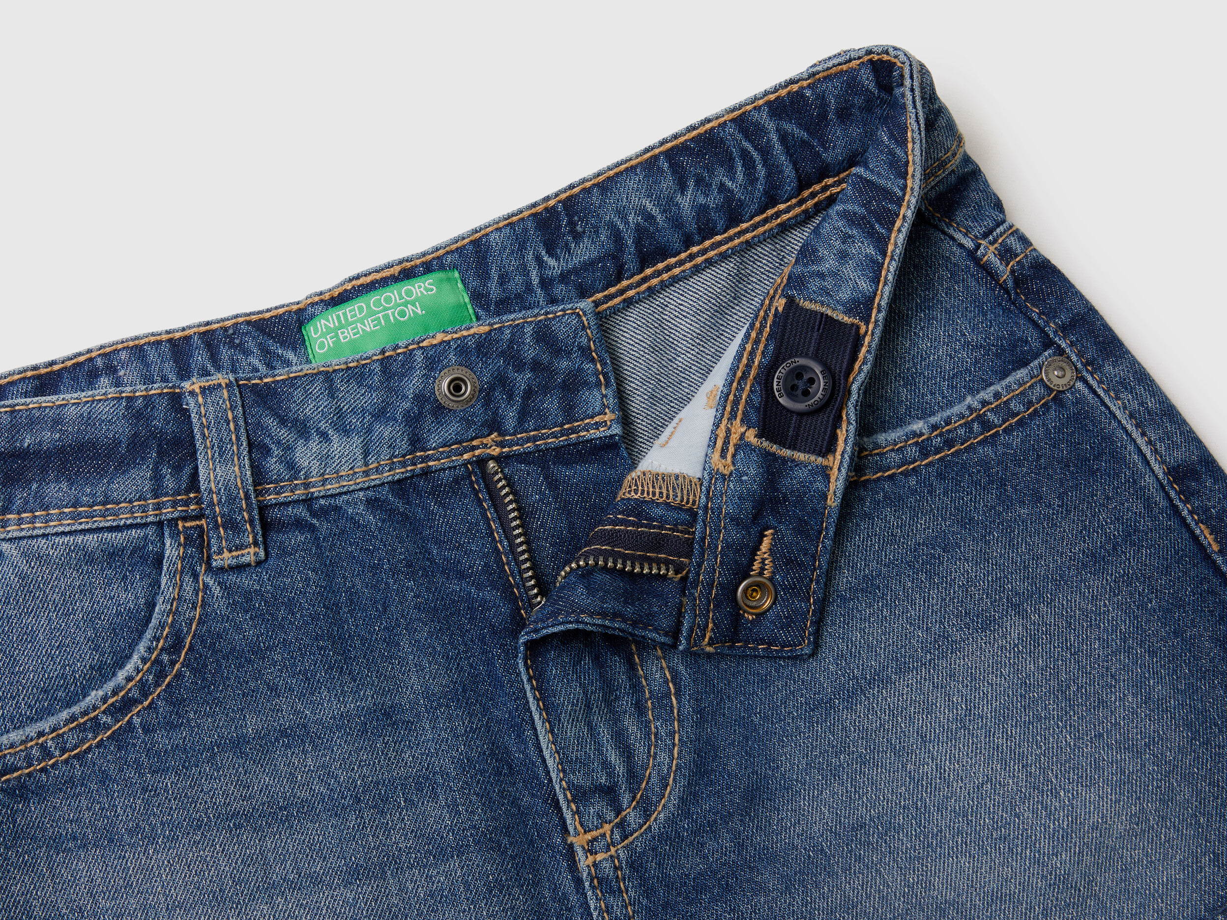 Benetton jean clearance