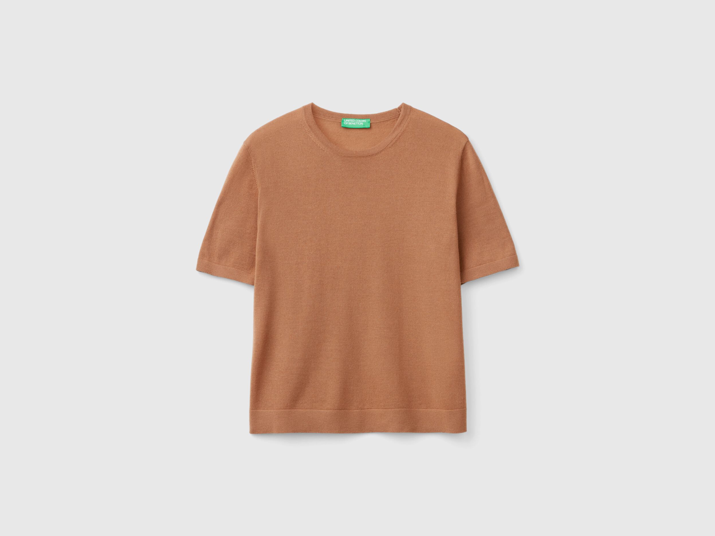 Short sleeve merino sweater top