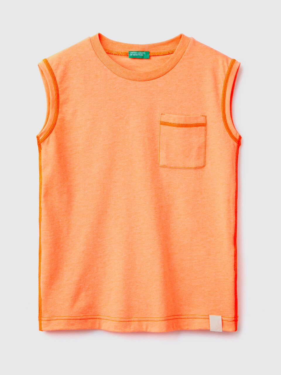 Tank top in recycled fabric