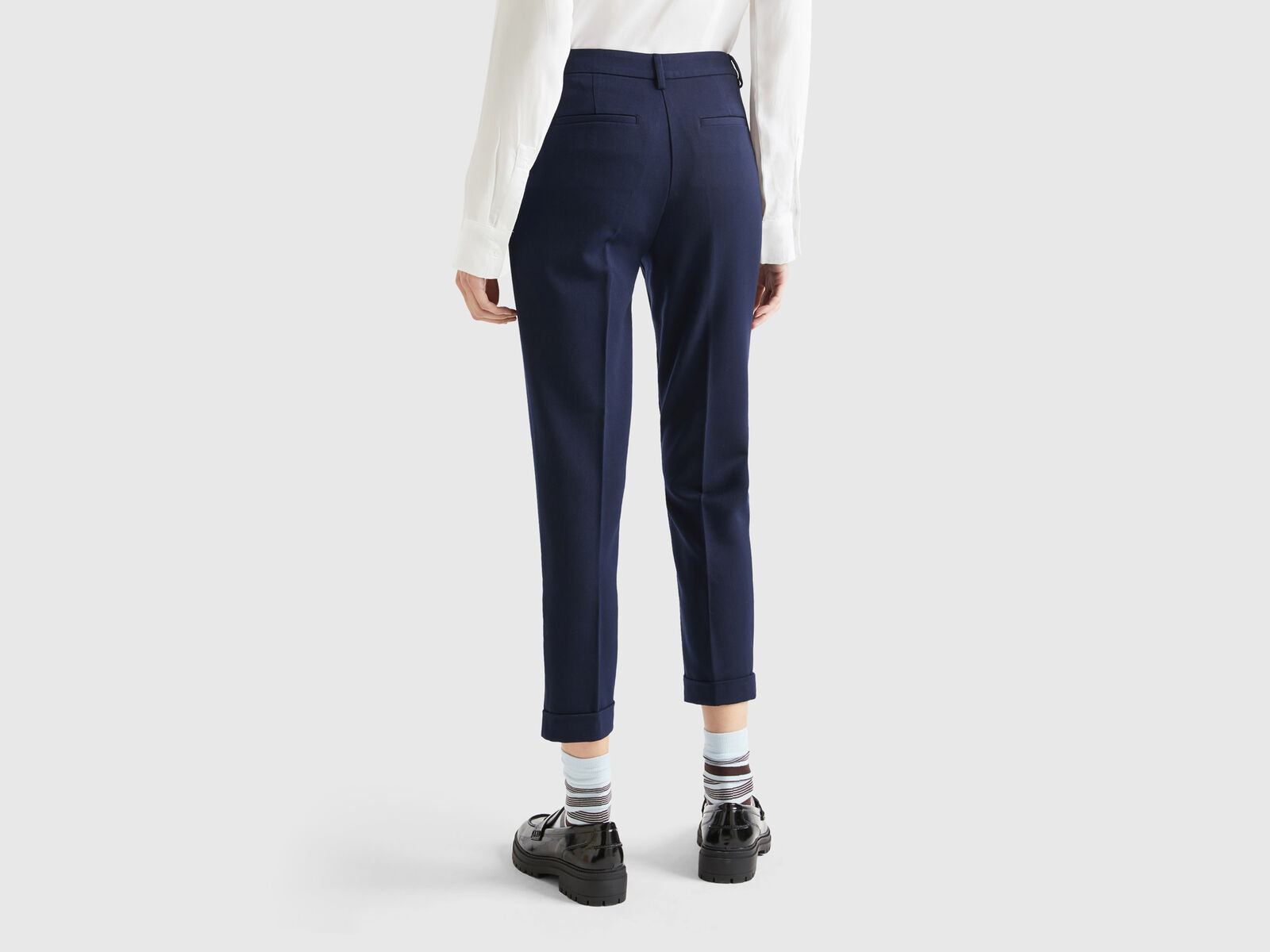 Louis Vuitton Mix Cashmere Sweatpants Metal Grey. Size 42