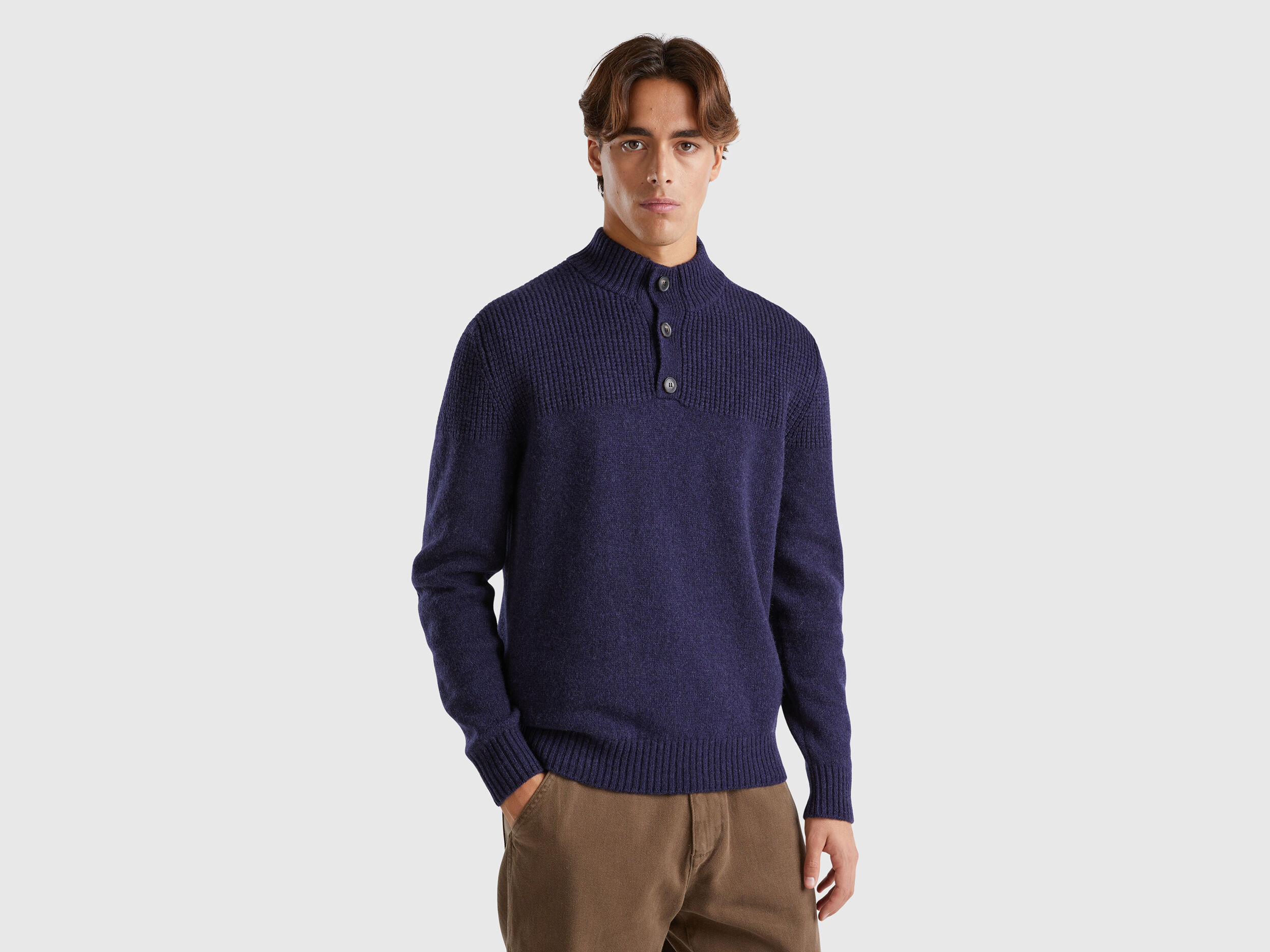 The iconic knitwear discount