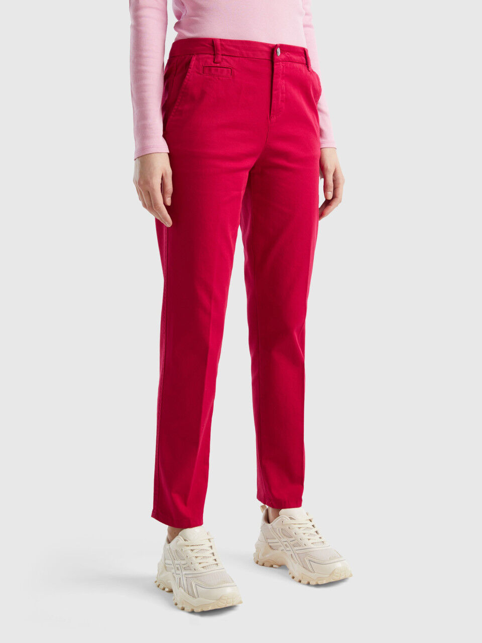Pantalon chino top gris mujer