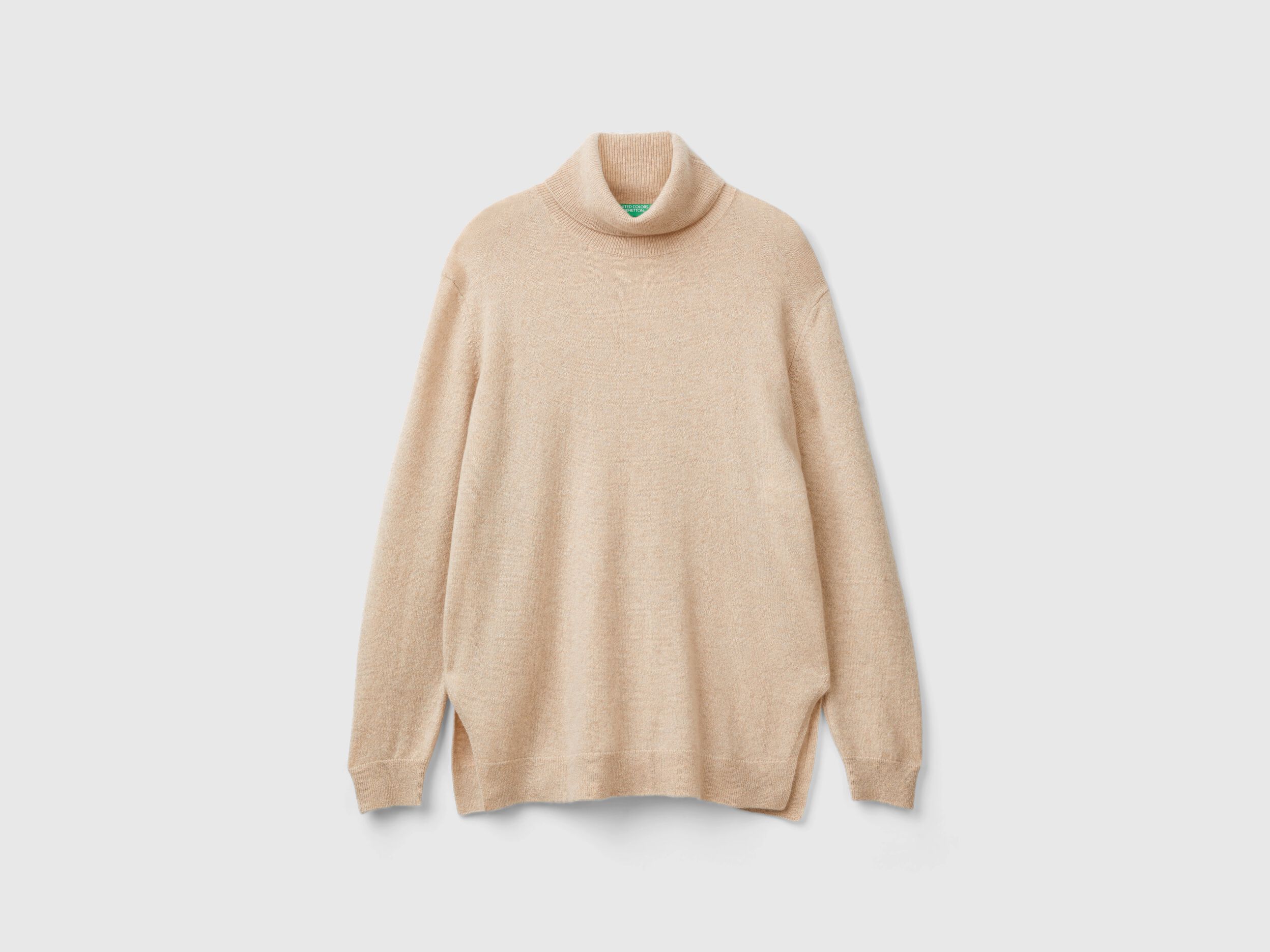 Oversized fit turtleneck in pure cashmere