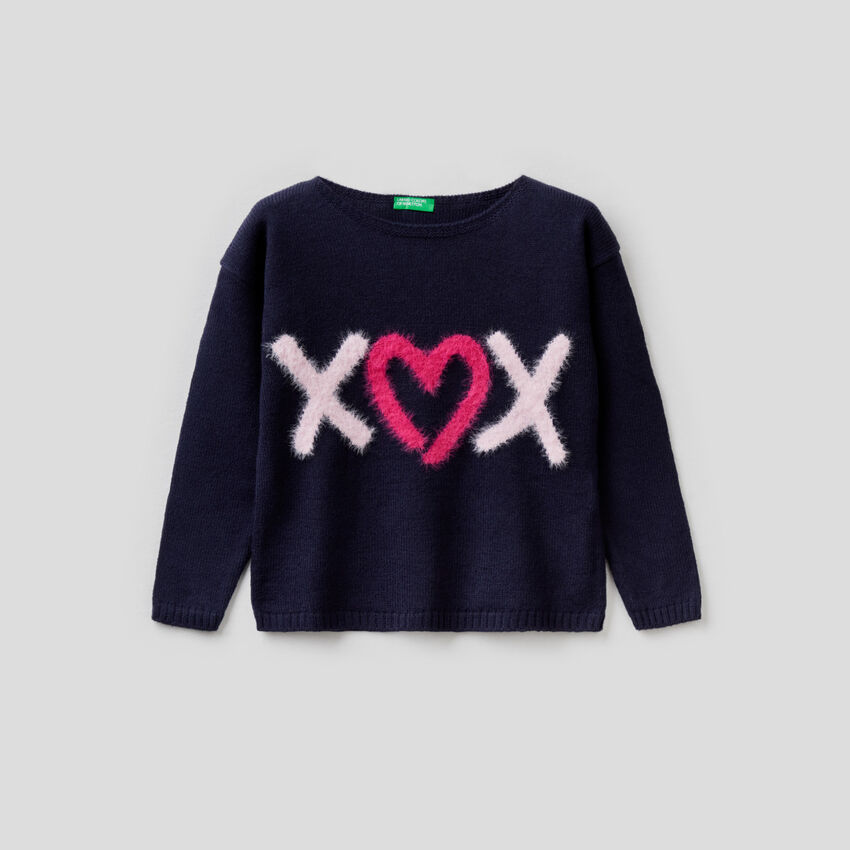 Sweater with graphic inlay