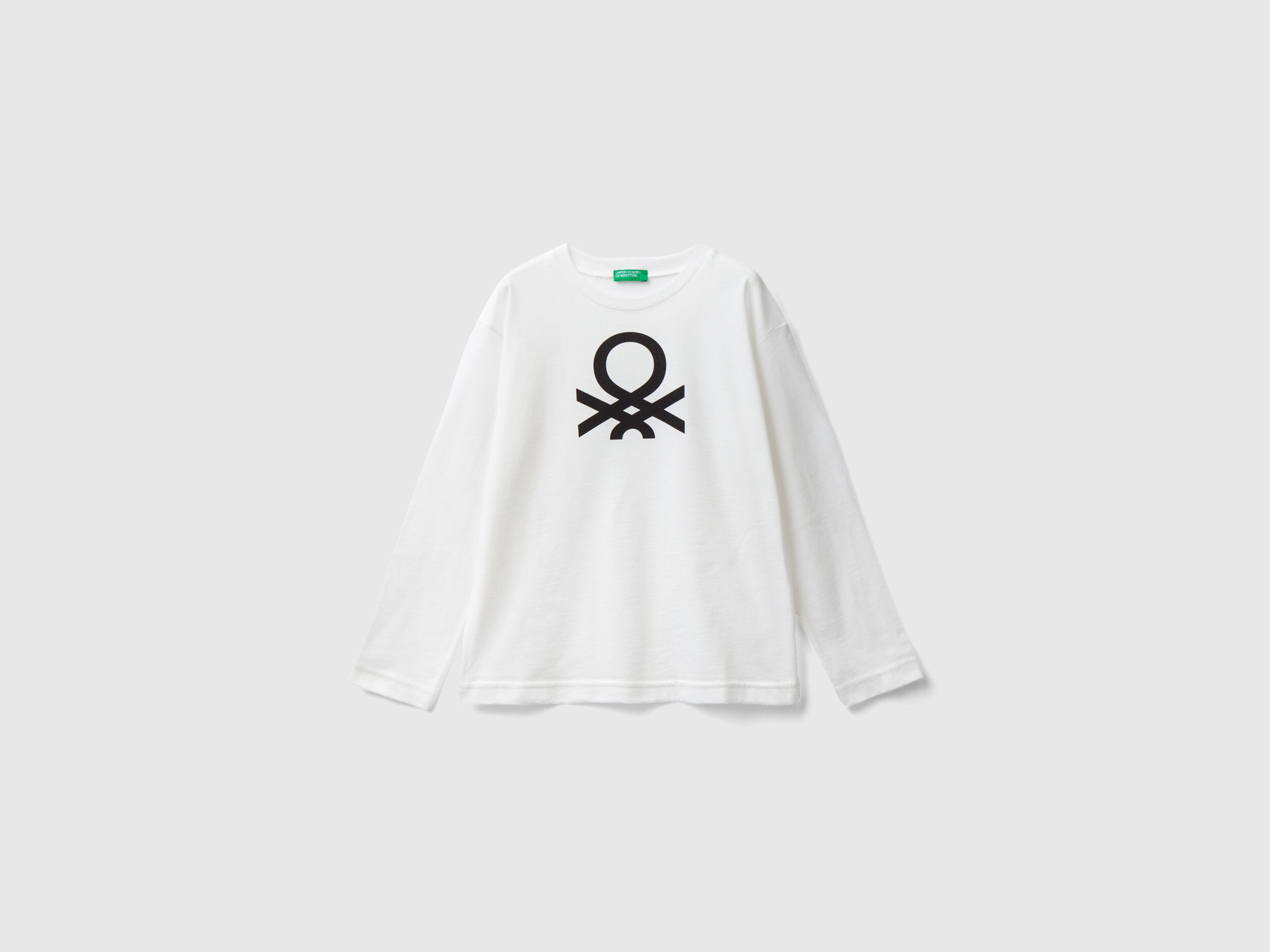 Long sleeve t shirt with logo
