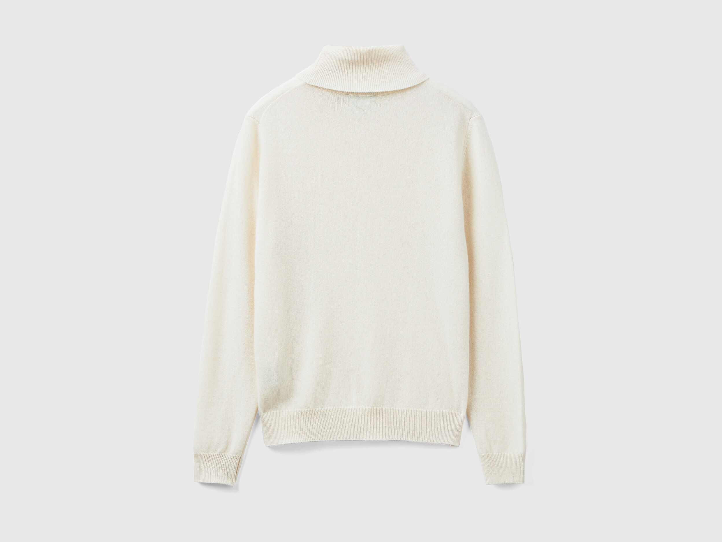 Cream wool turtleneck outlet