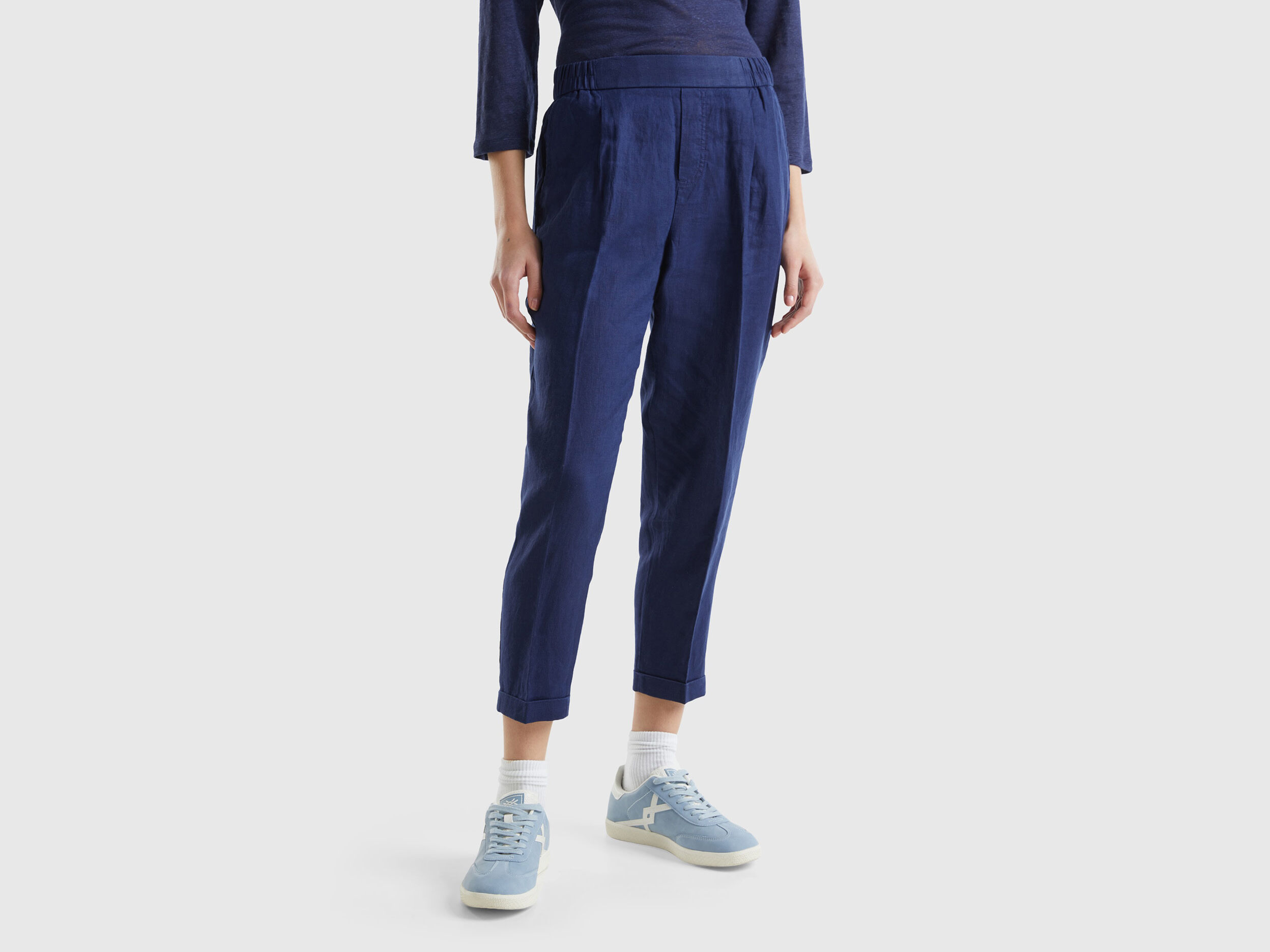 Pale blue cropped trousers shop