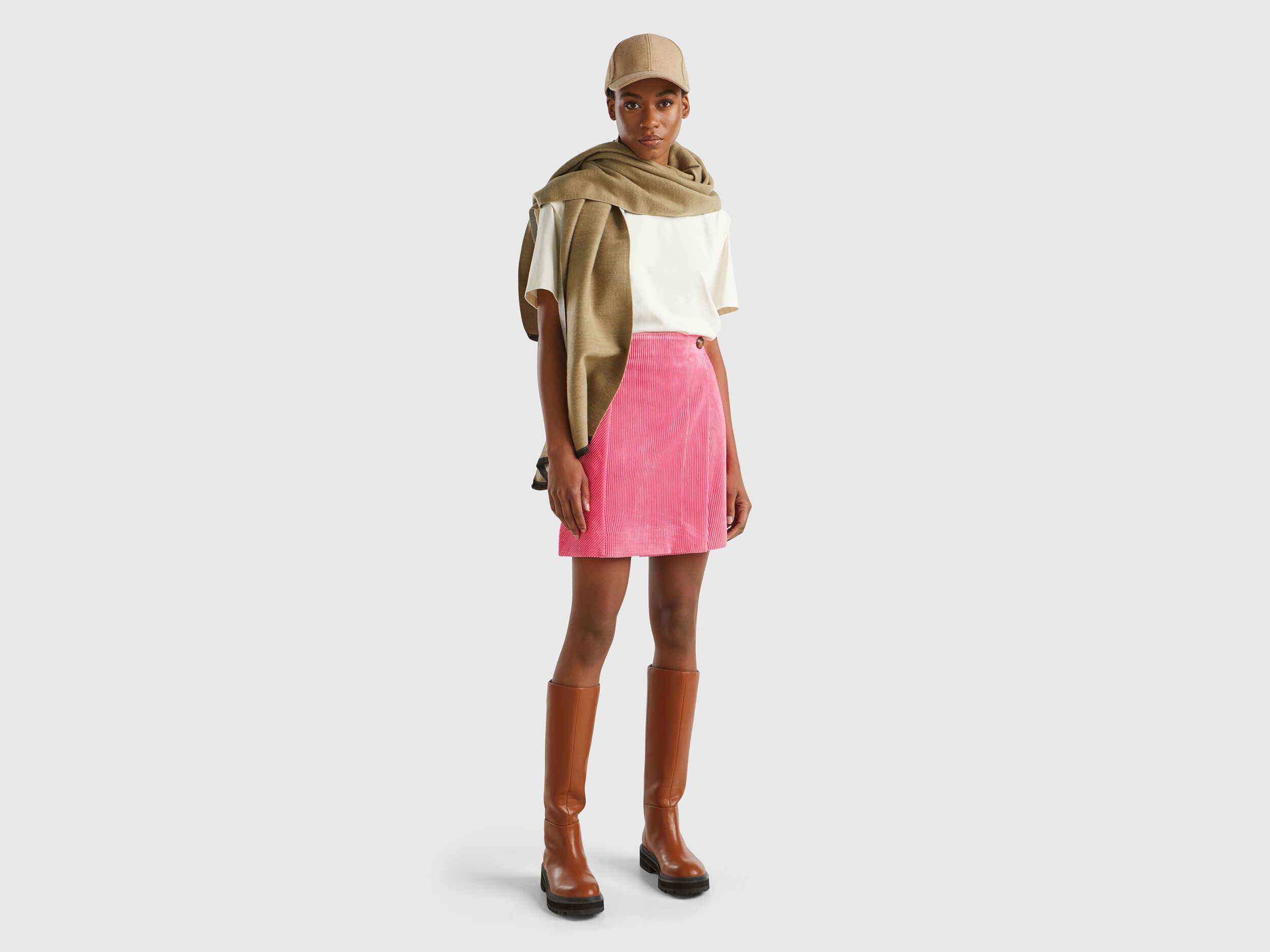 Wrap mini skirt in velvet Fuchsia Benetton