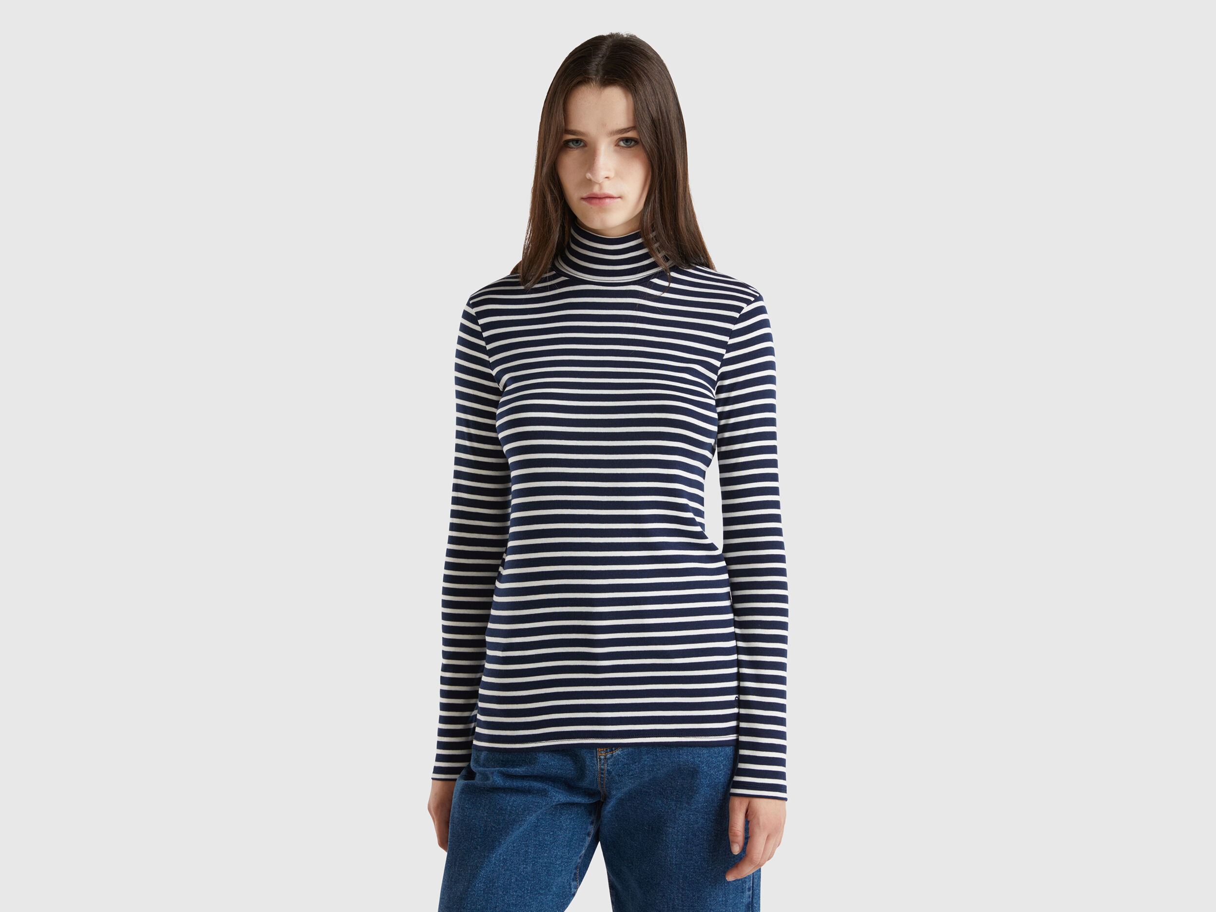 Turtleneck t shirt white on sale