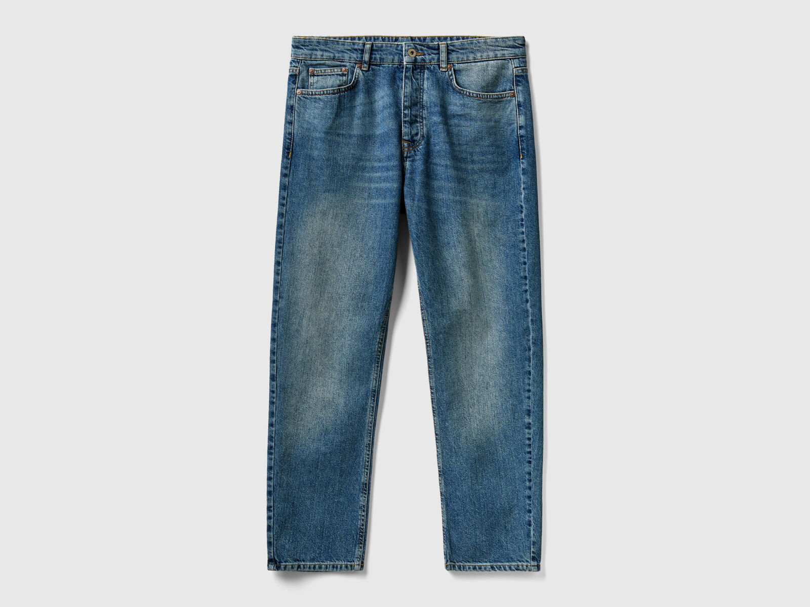 Blue Pleated Carrot Jeans, bleached