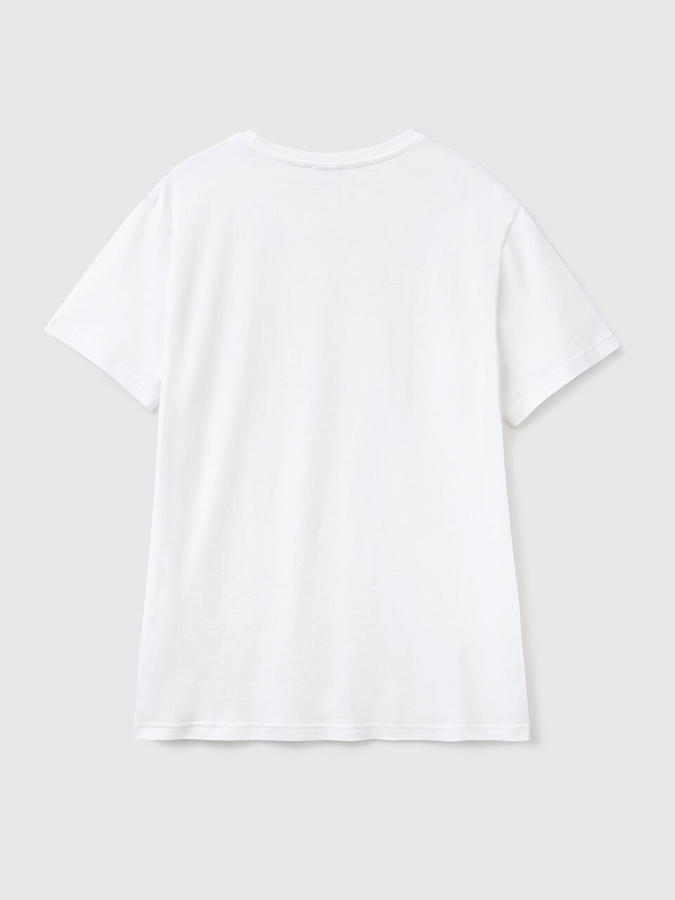 White t-shirt - White