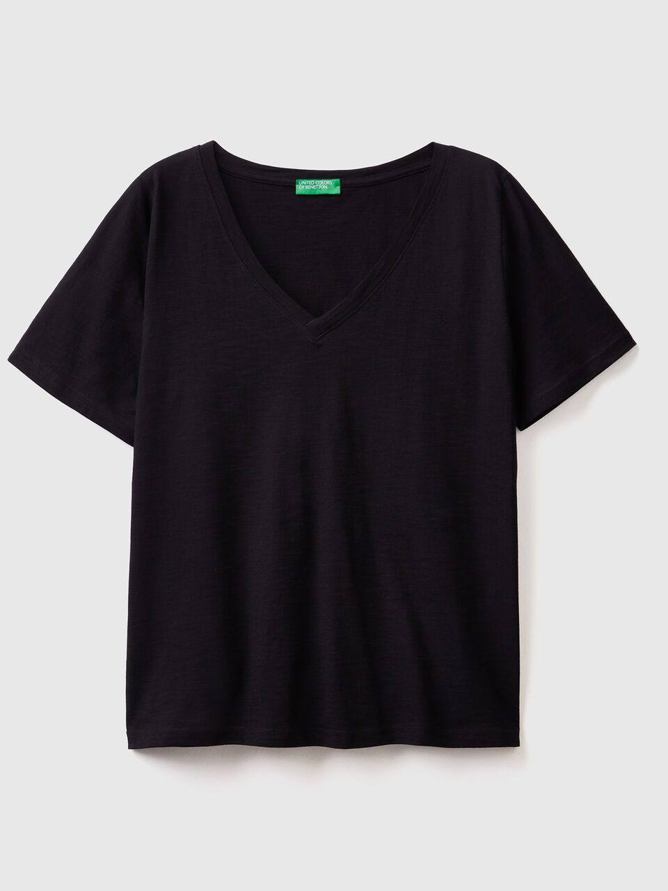 V-neck t-shirt | Benetton in - slub cotton Black