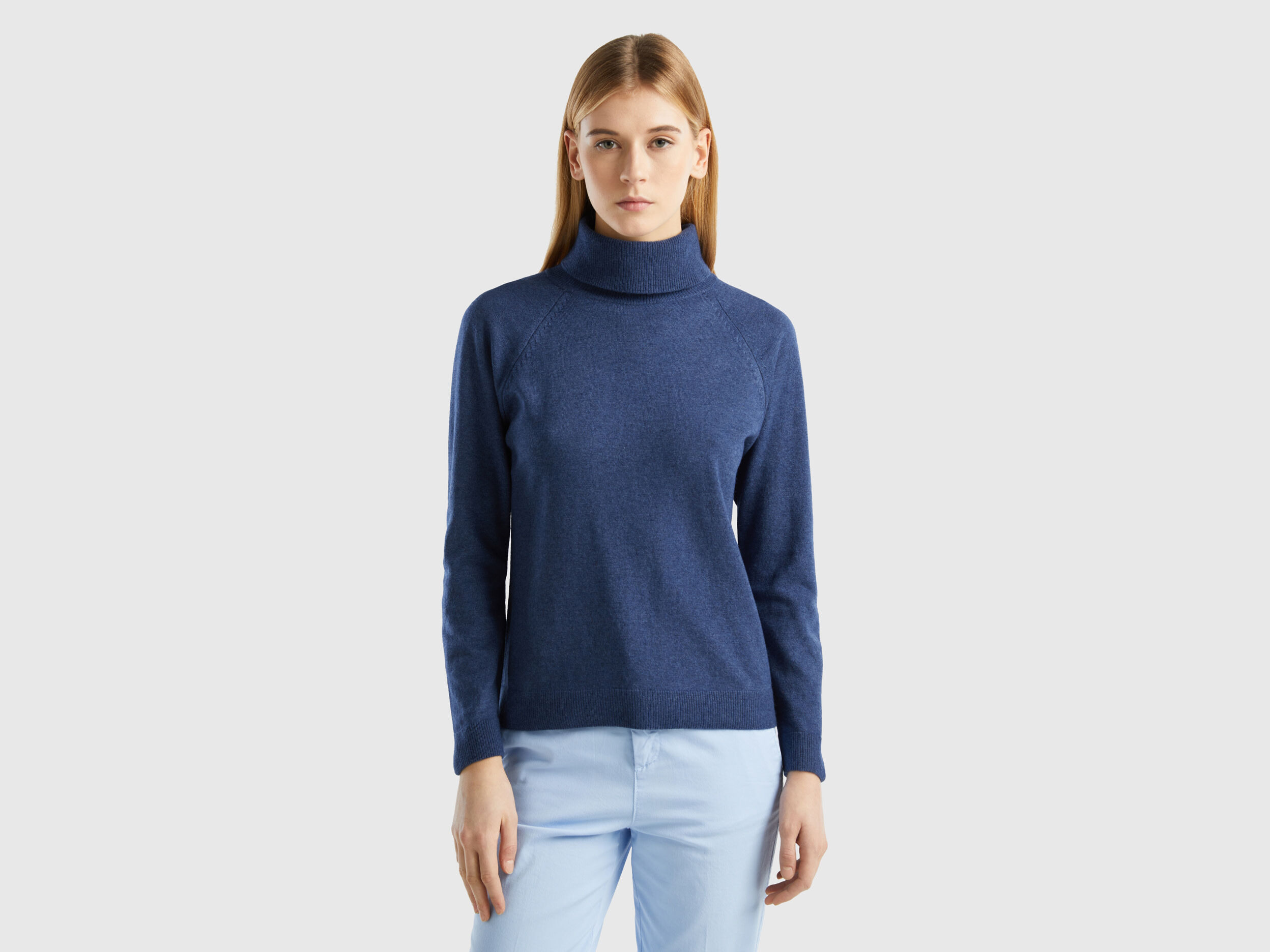 Air force blue turtleneck sweater in cashmere and wool blend