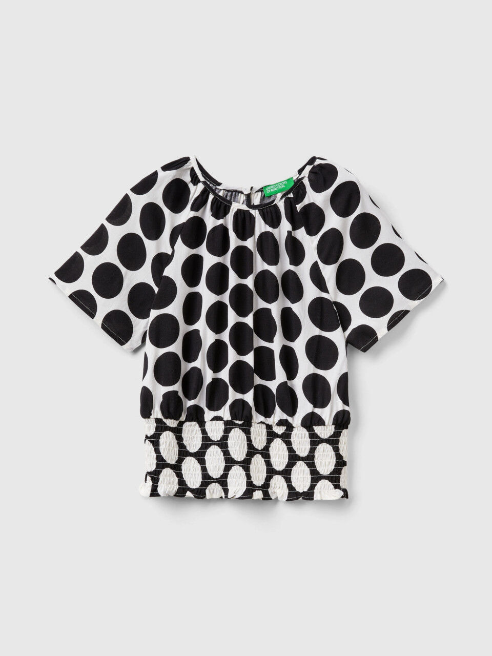 Camisetas Ni a Rebajas Colecci n 2023 Benetton
