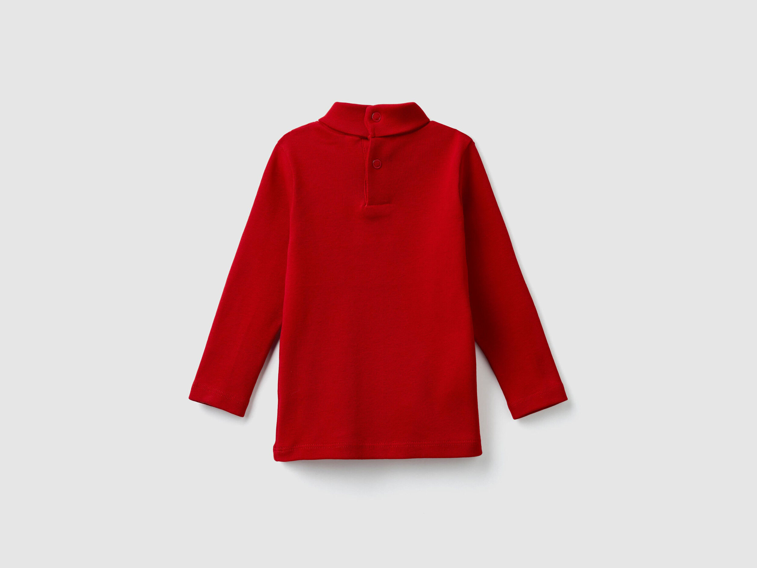 red turtleneck t shirt