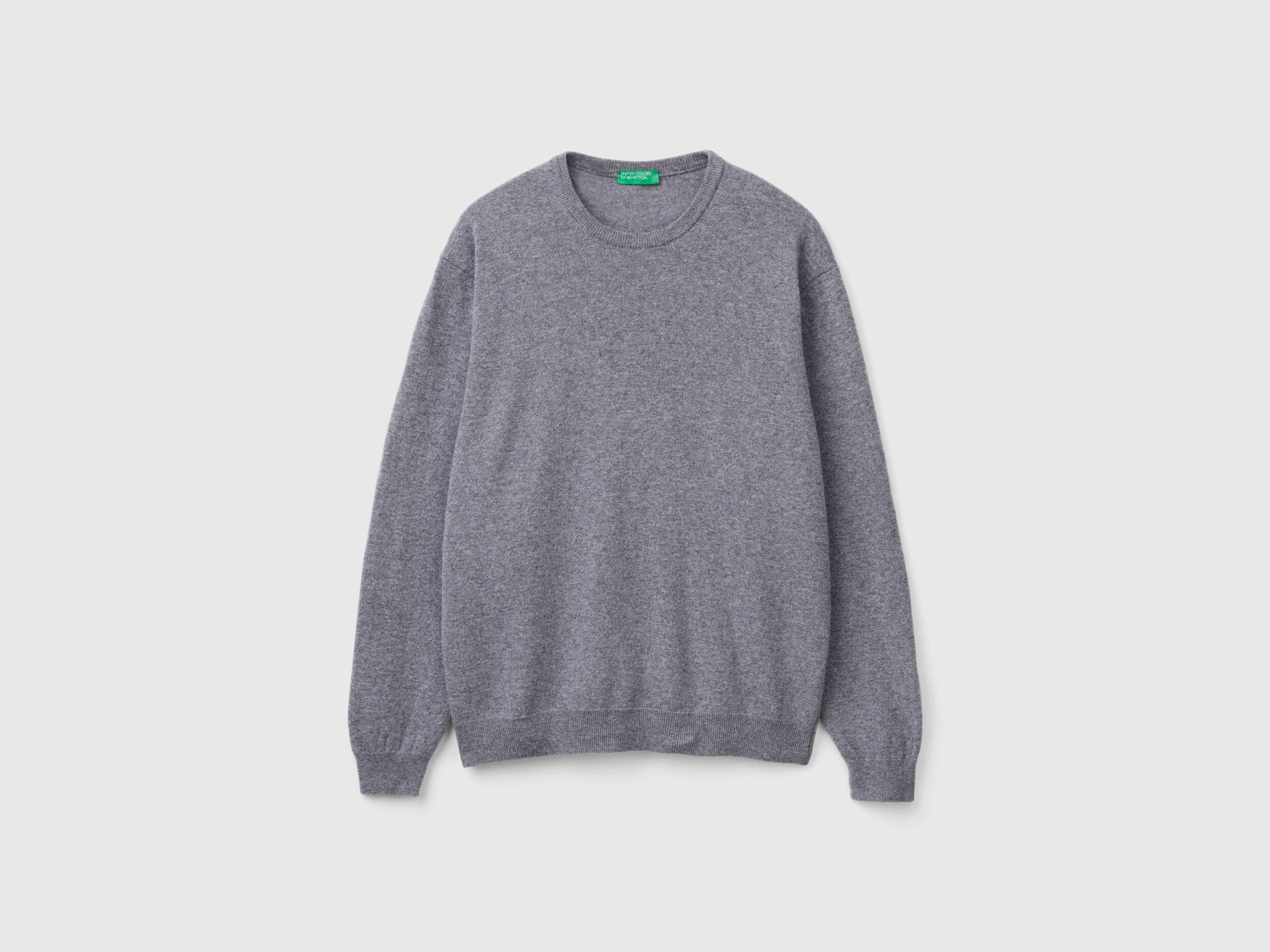Gray crew neck sweater deals