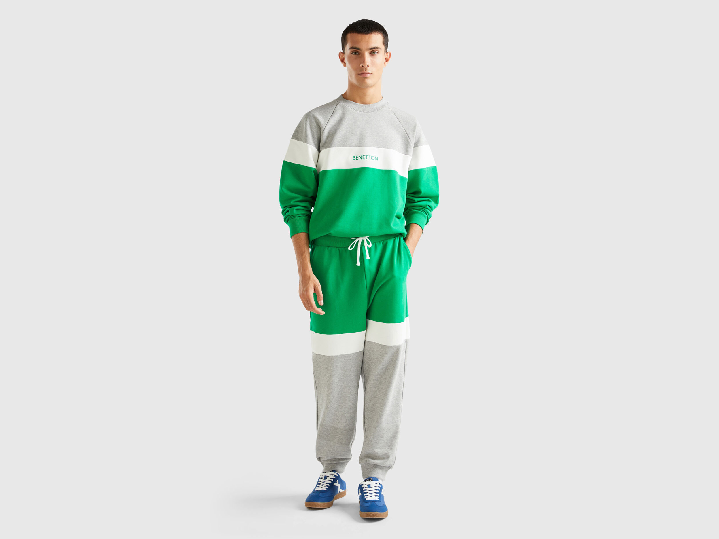 Benetton joggers outlet