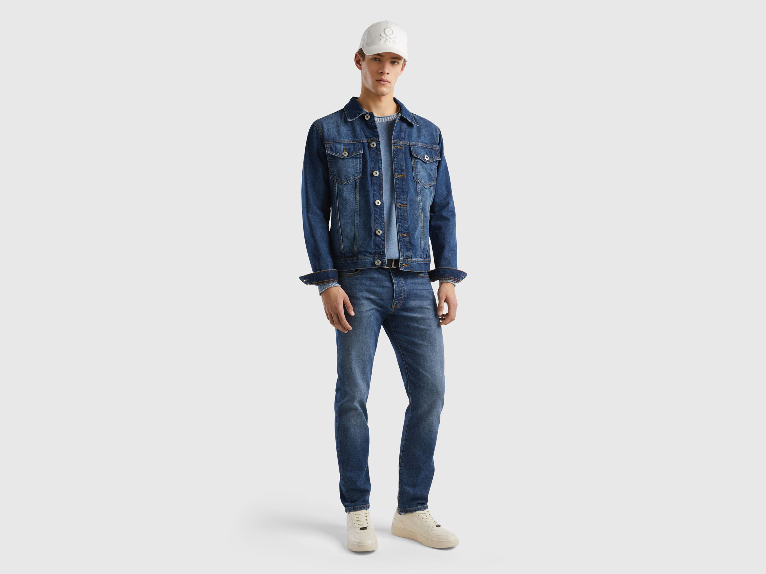 Benetton jean jacket shop