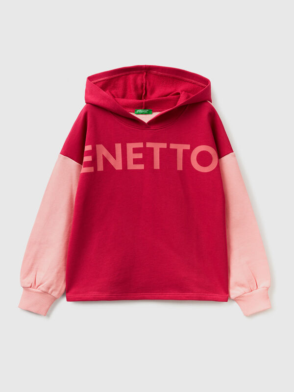 Junior Girls' Sweatshirts and Tracksuits Collection 2023 | Benetton