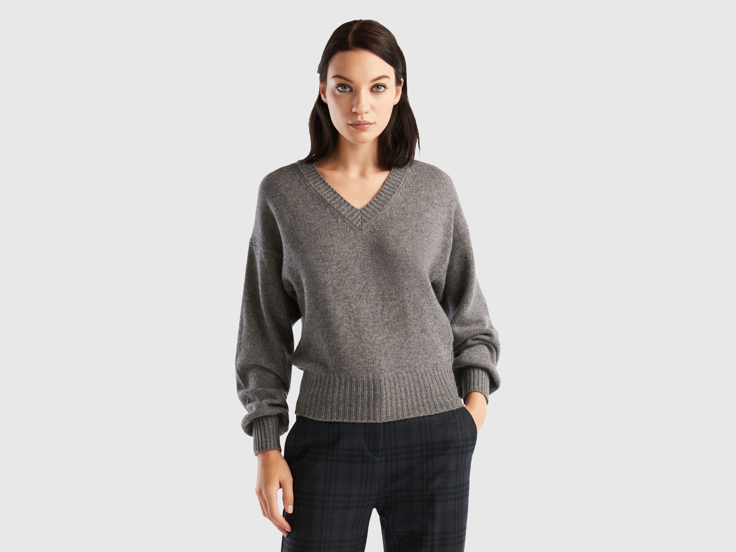 V neck sweater in wool blend Dark Gray Benetton