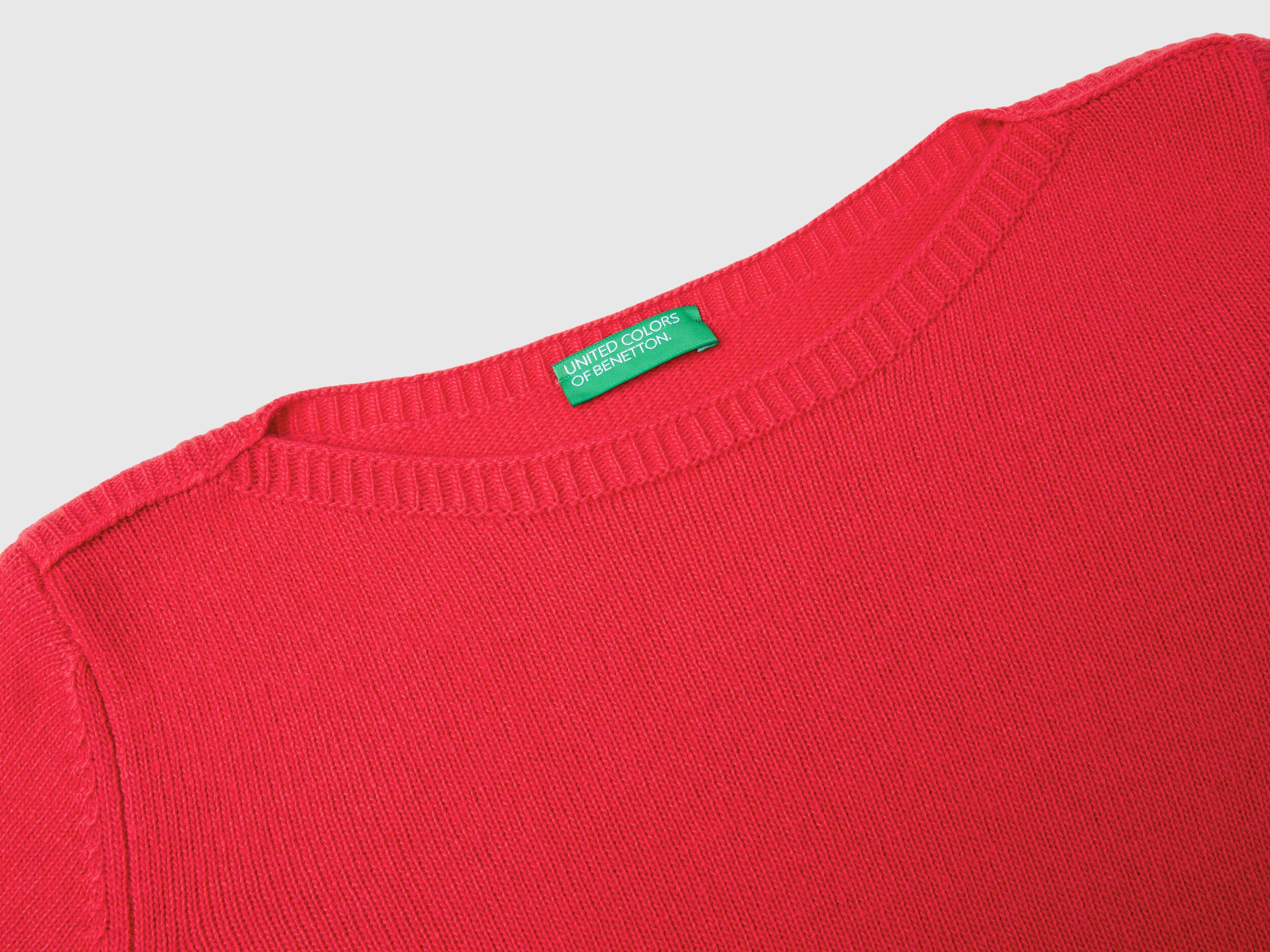 Takara Oversized Crew Neck Pullover Sweater