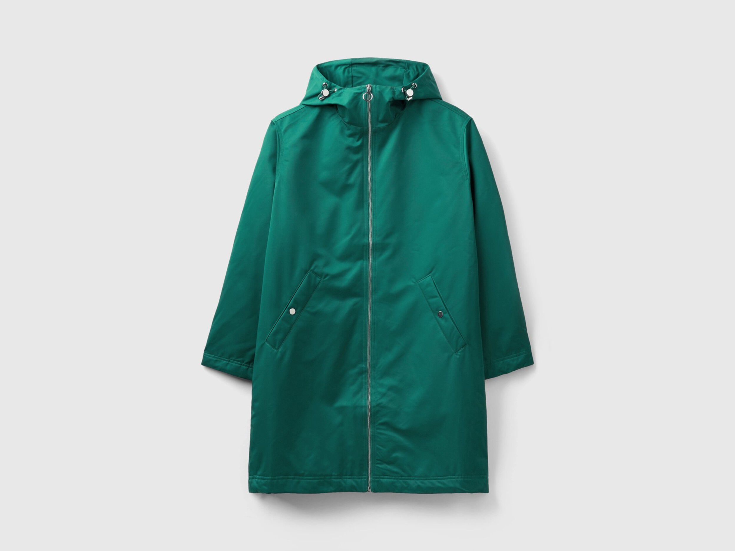Benetton raincoat 2025
