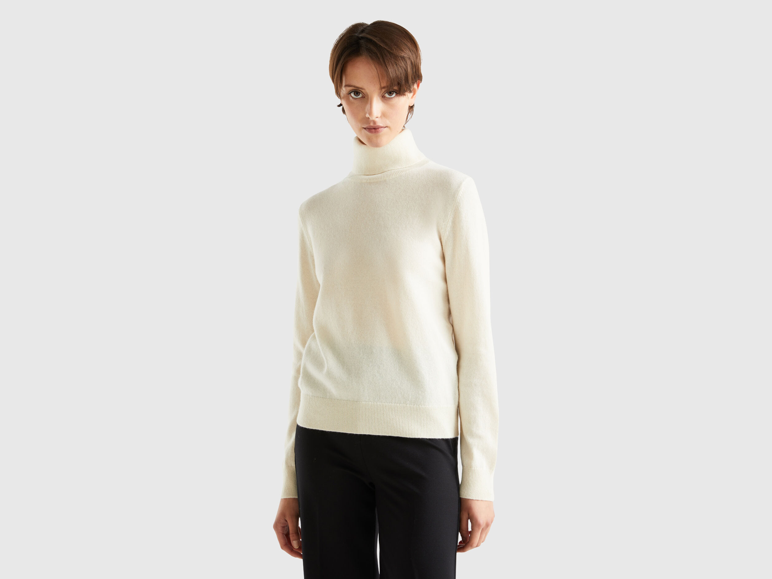 Cream womens outlet turtleneck