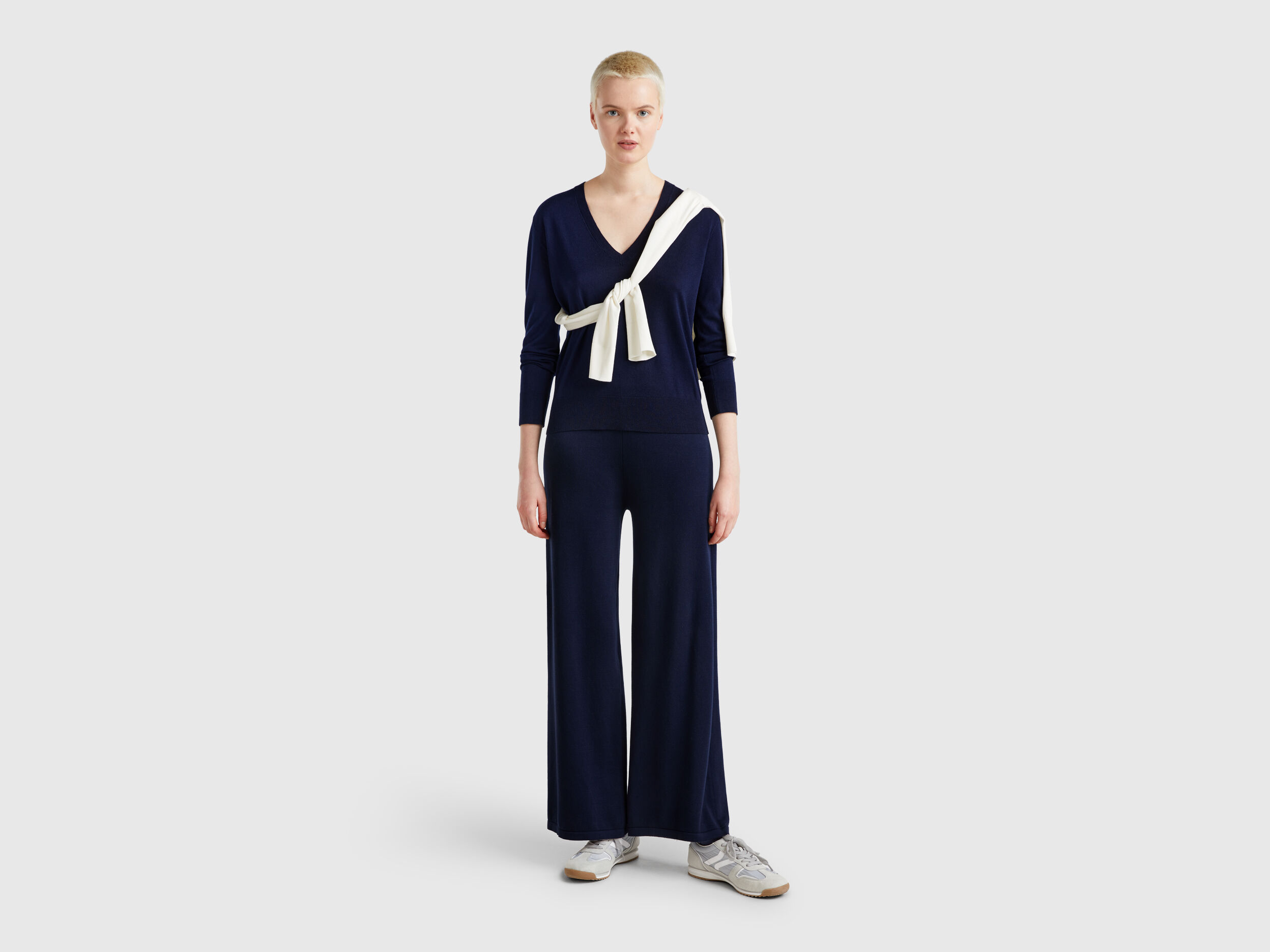 Women's Relaxed Fit Trousers New Collection | Benetton Women's Relaxed Fit Trousers New Collection | Benetton