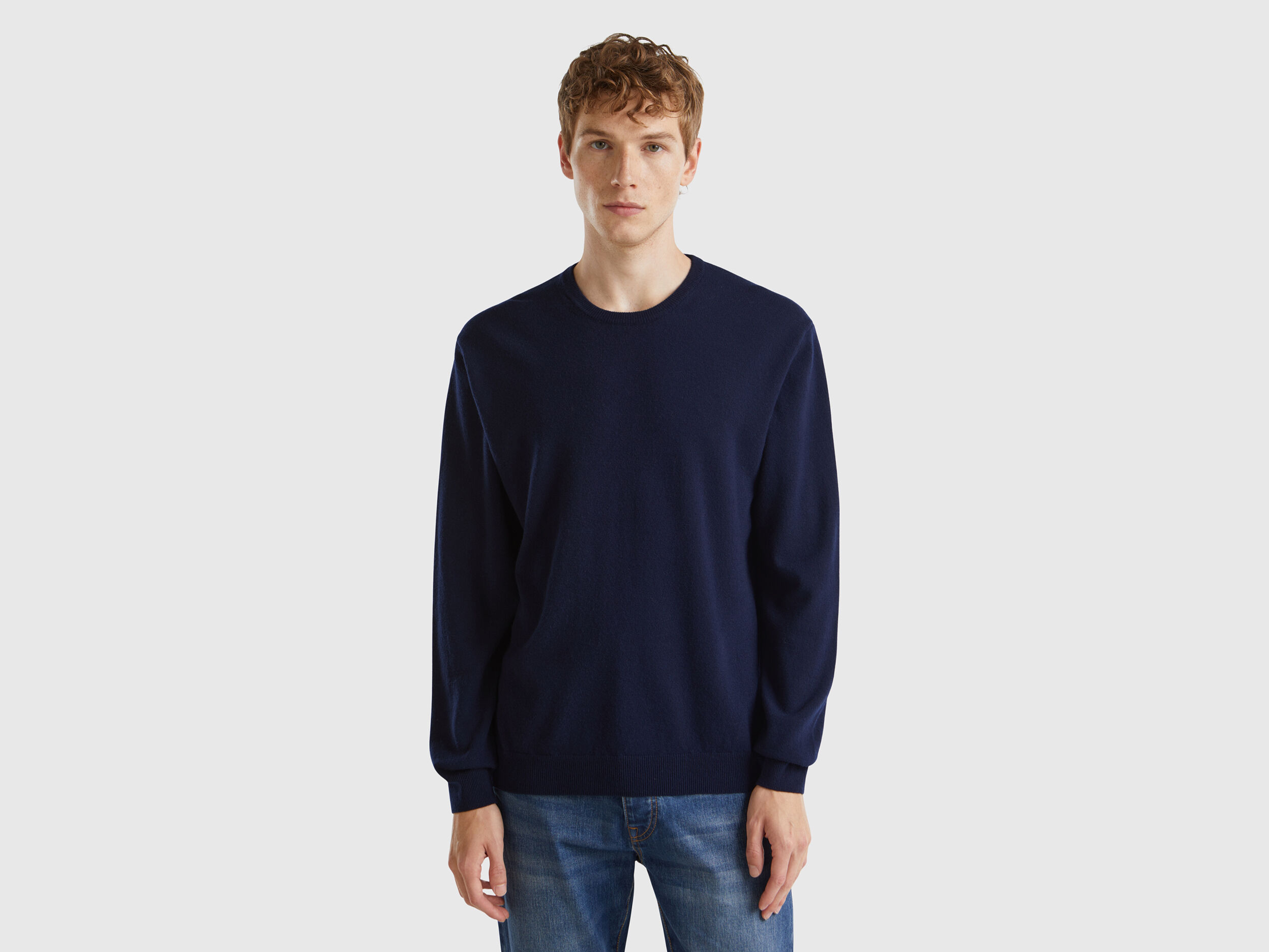 Round neck navy blue sweater sale