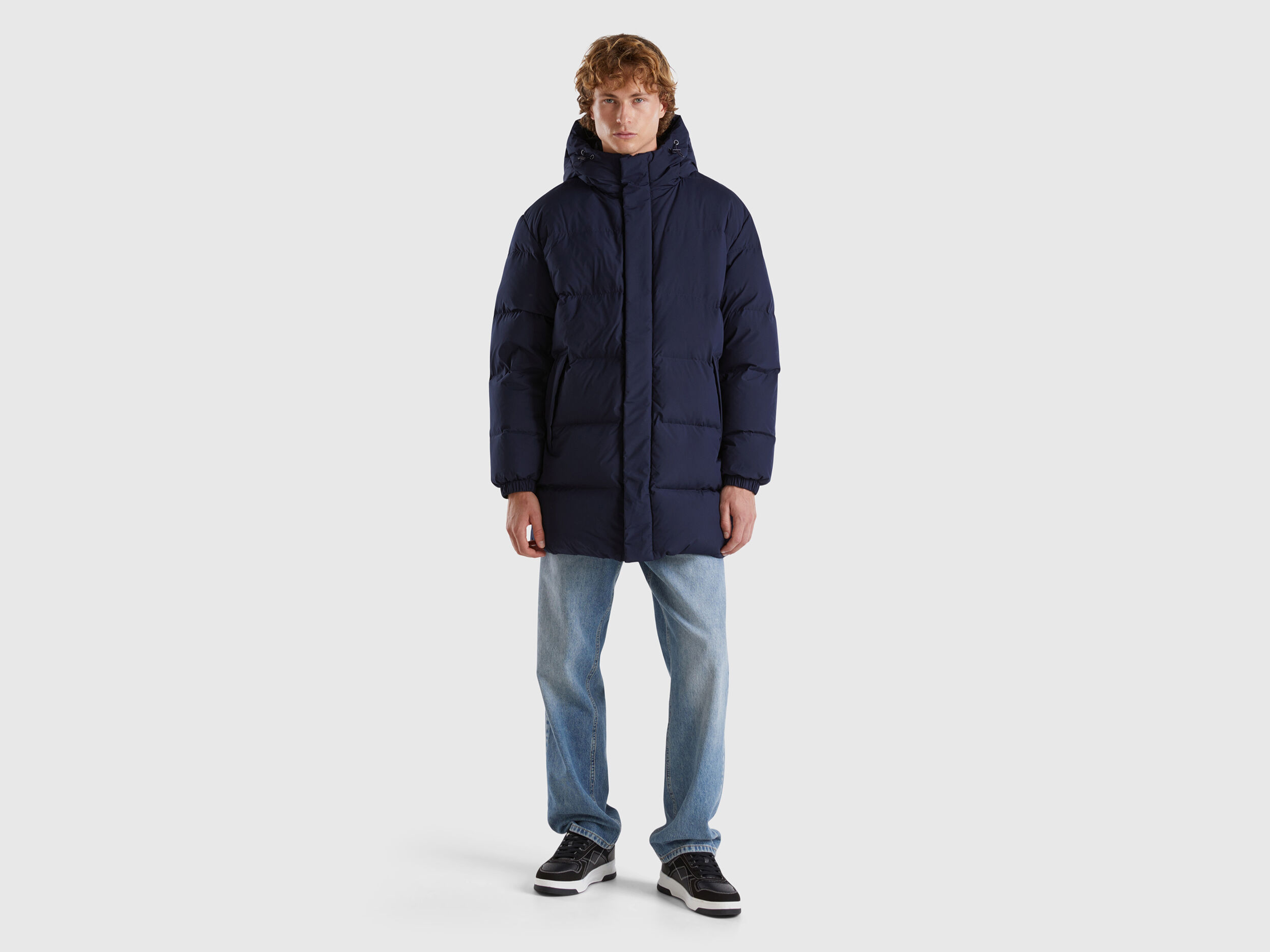 Long puffer jacket with recycled feathers Dark Blue Benetton