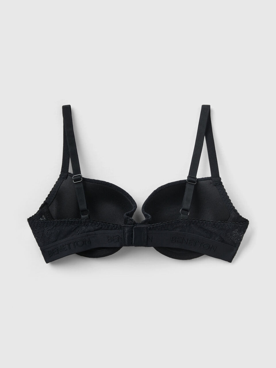 Essentials868 - ‼️NEW ARRIVALS‼️ B Cup Bras Material :95% polyester 5%  spandex. Size : 32B-34B-36B-38B Price :$40 for 1 ..3 for $110 Delivery  available 🚚 - Message us to Order! . #essentials868 #acupbra #bra  #braandpantyset #lingerie