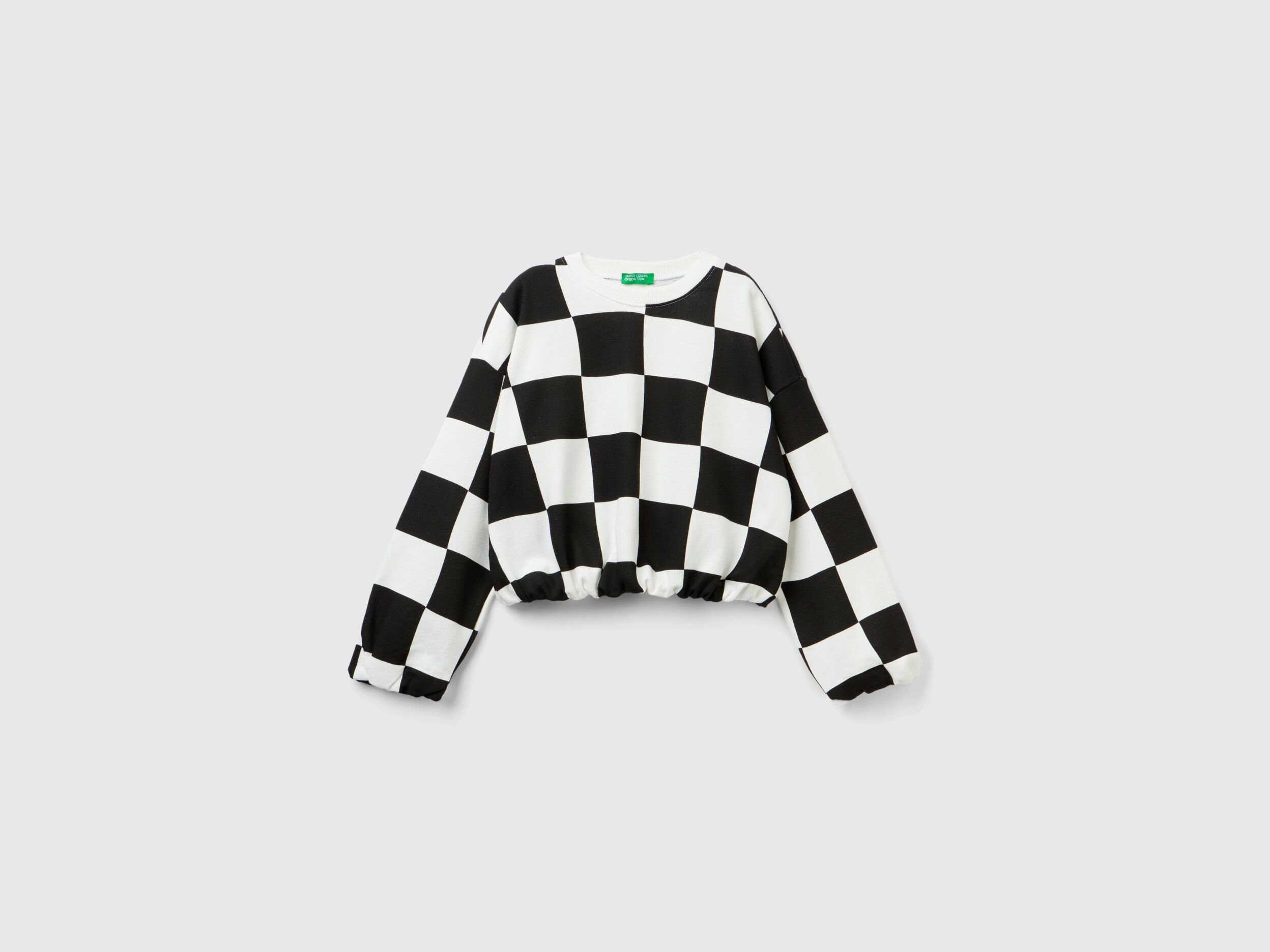 Boxy fit checkered sweatshirt Black Benetton