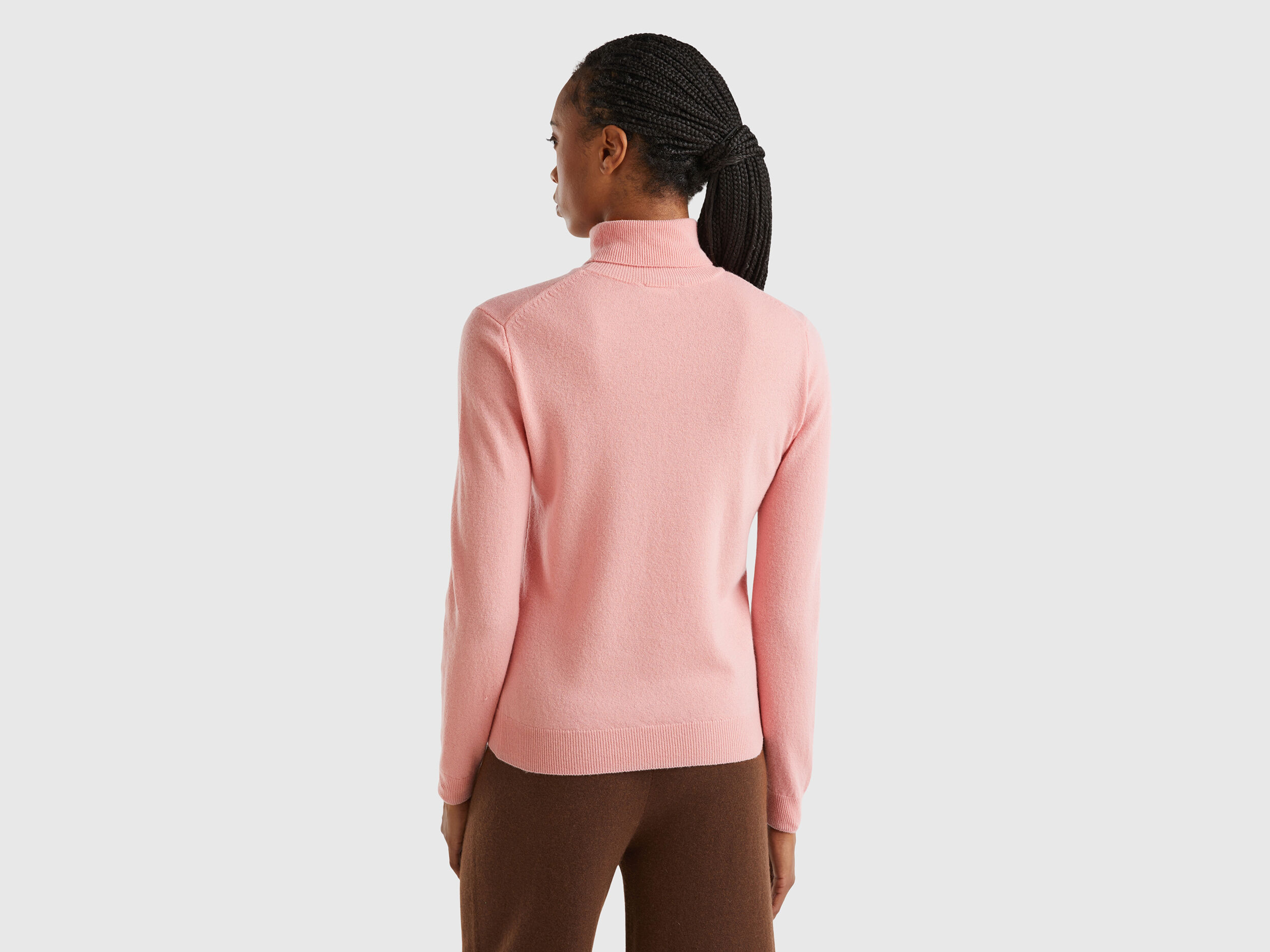 Pink turtleneck sweater women's new arrivals