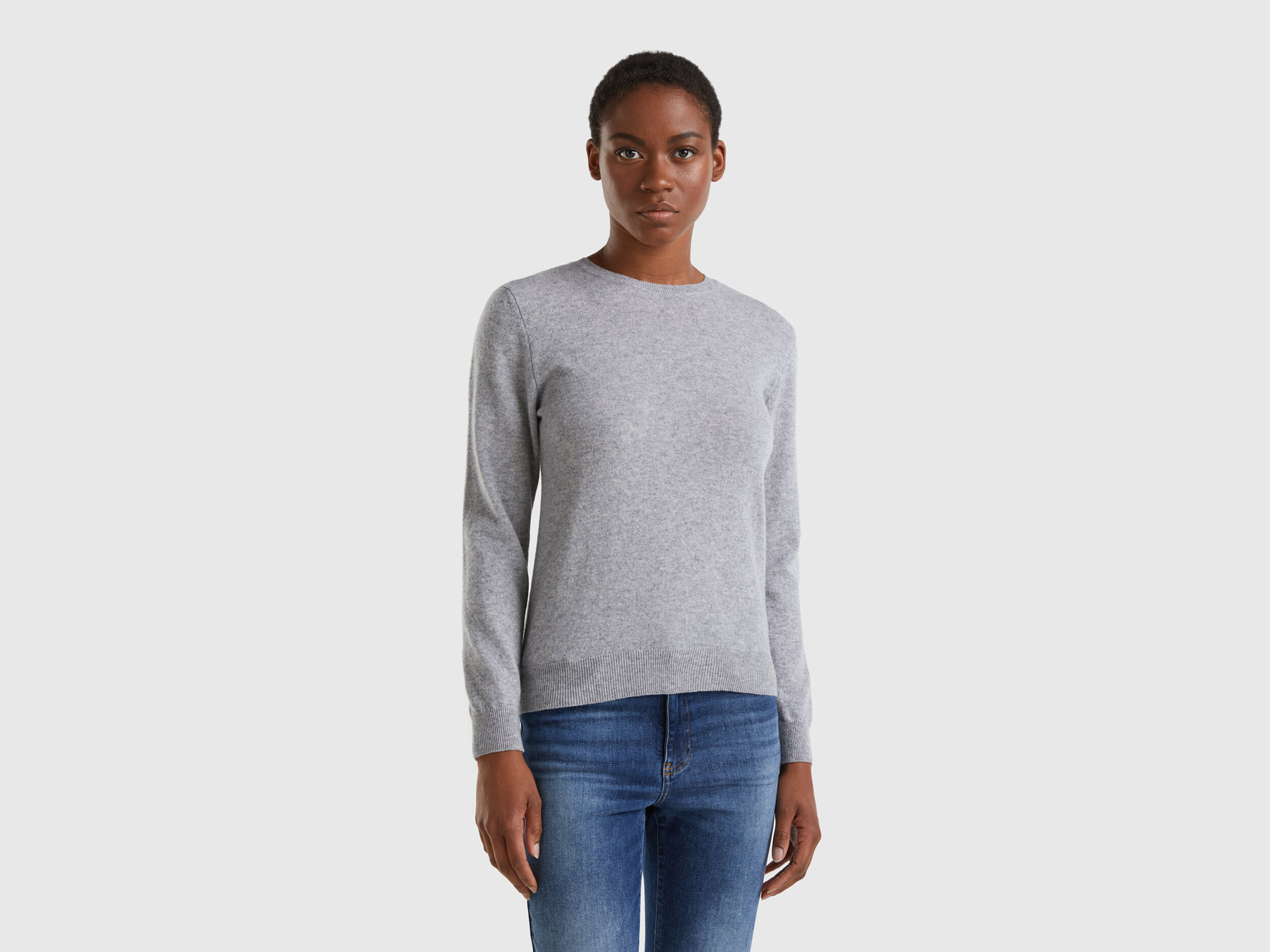 Women's gray best sale crew neck sweater
